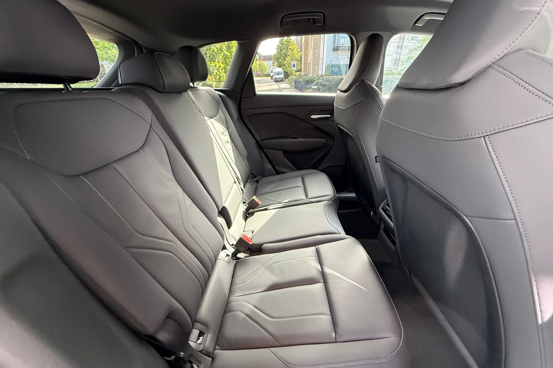 Audi Q3 thumbnail image number 36