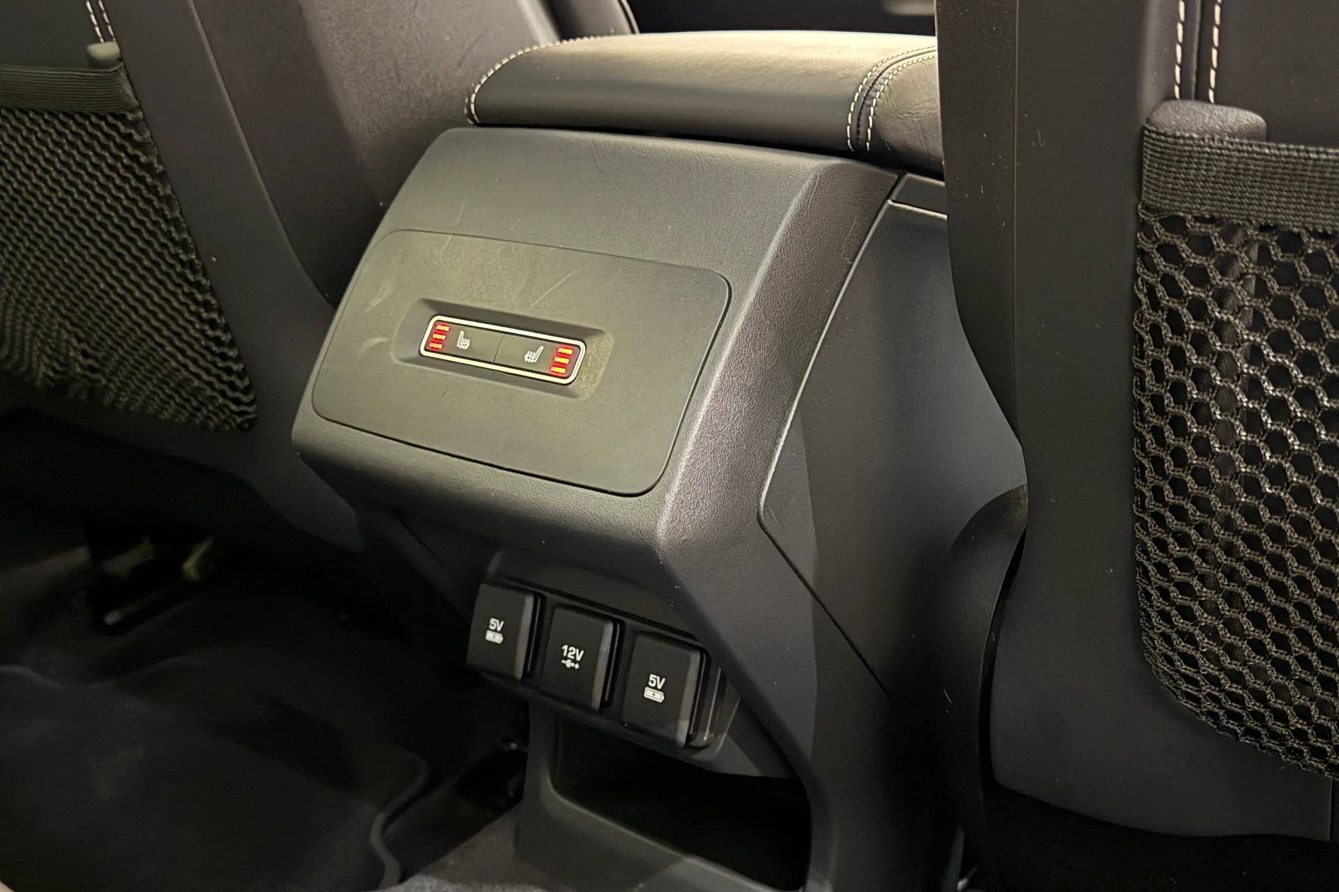 Jaguar I-PACE thumbnail image number 41