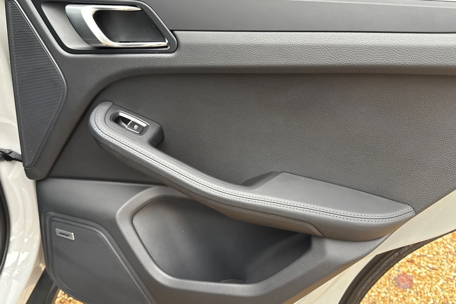 Porsche MACAN thumbnail image number 45