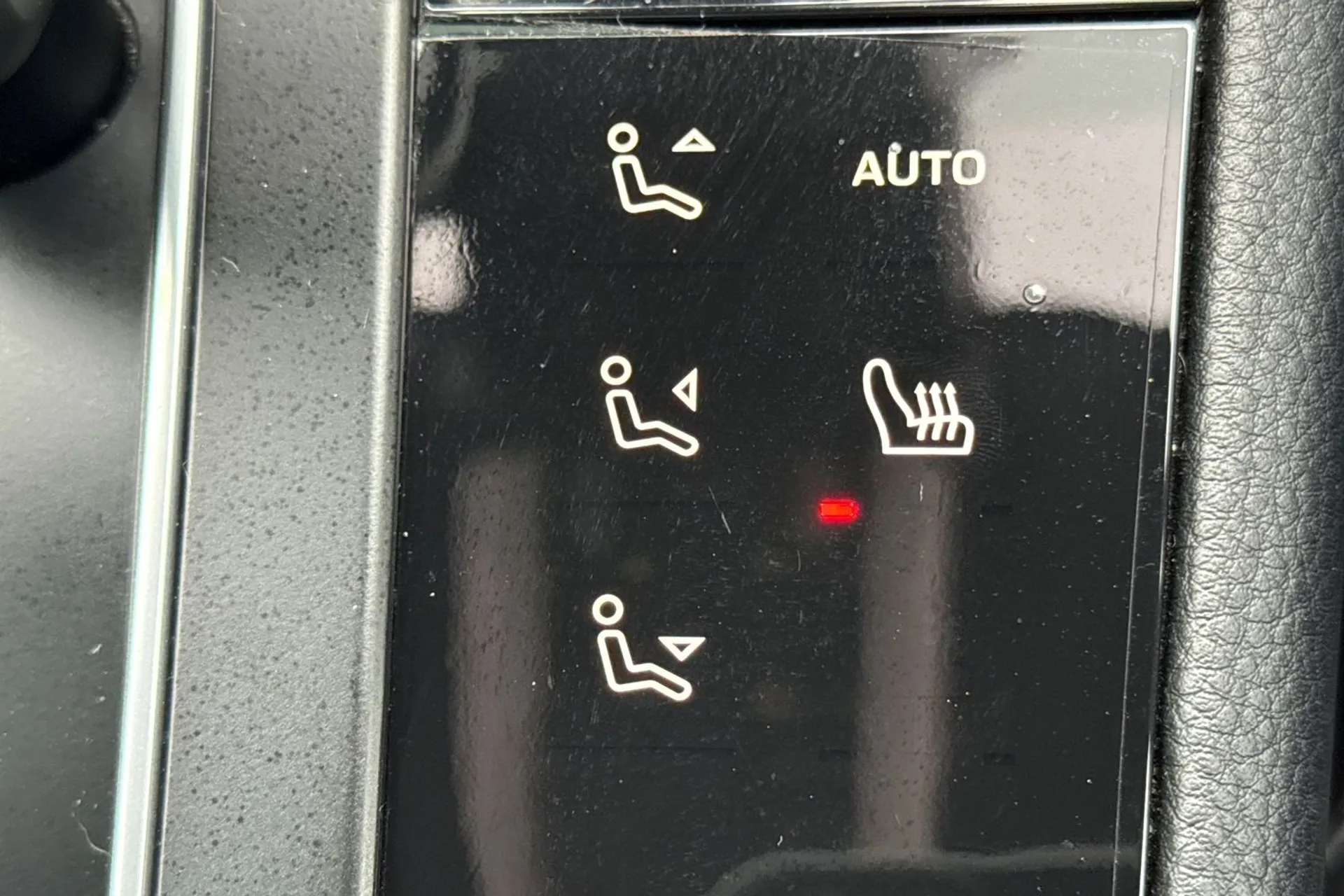 Porsche MACAN thumbnail image number 61