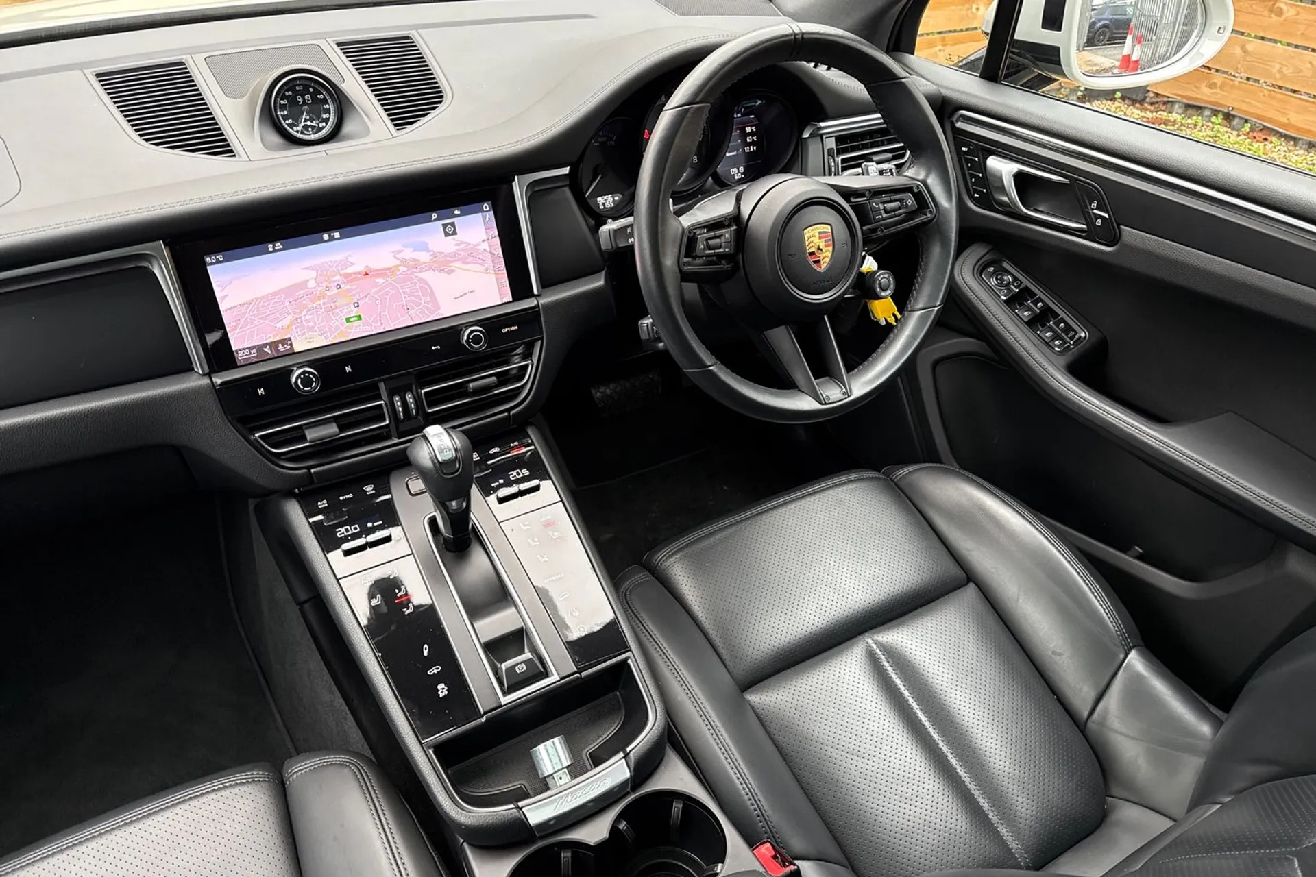 Porsche MACAN thumbnail image number 46