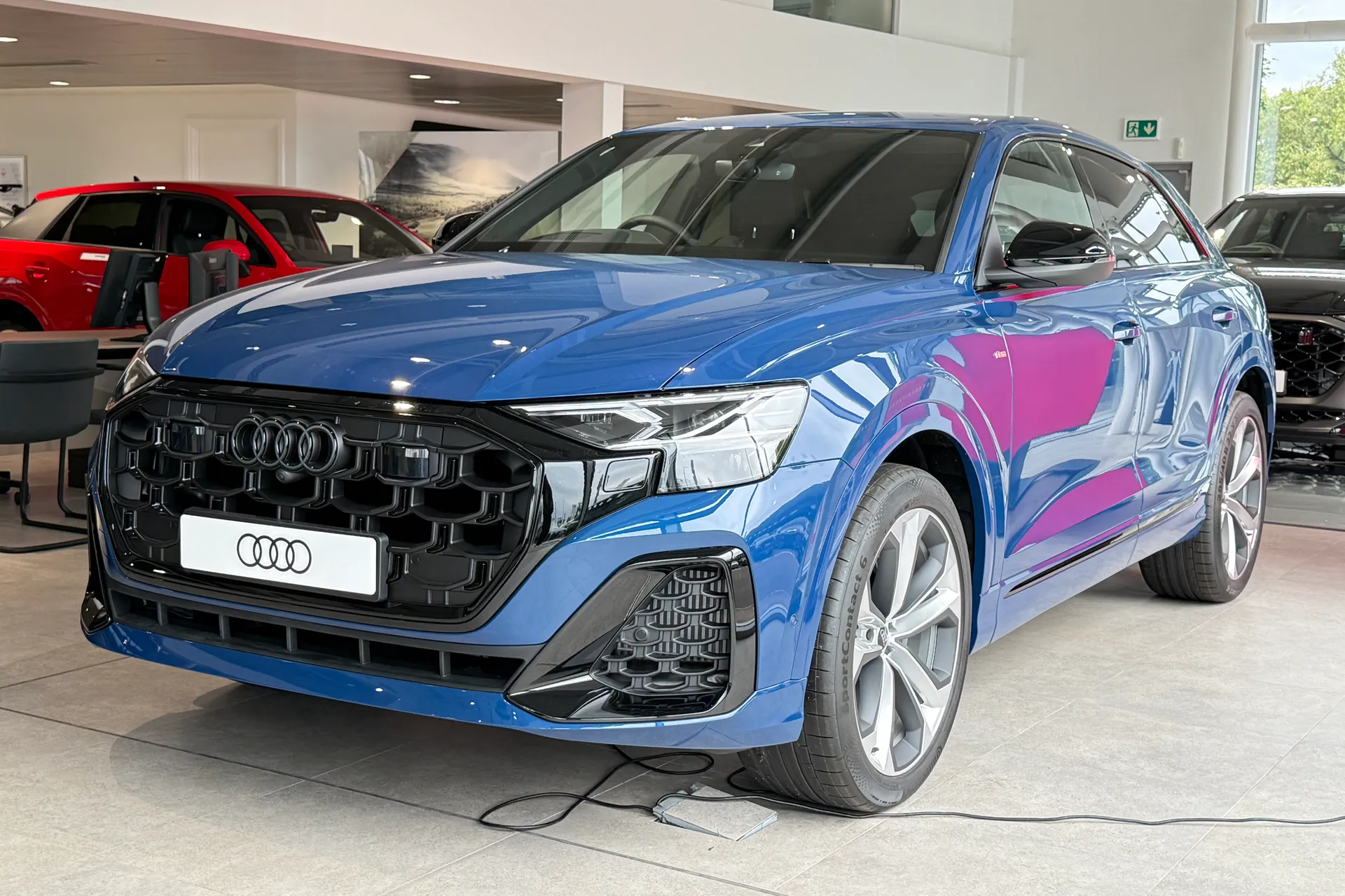 Audi Q8 thumbnail image number 10