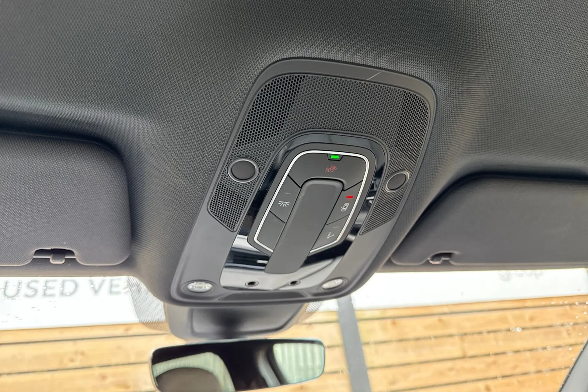 Audi e-tron thumbnail image number 52