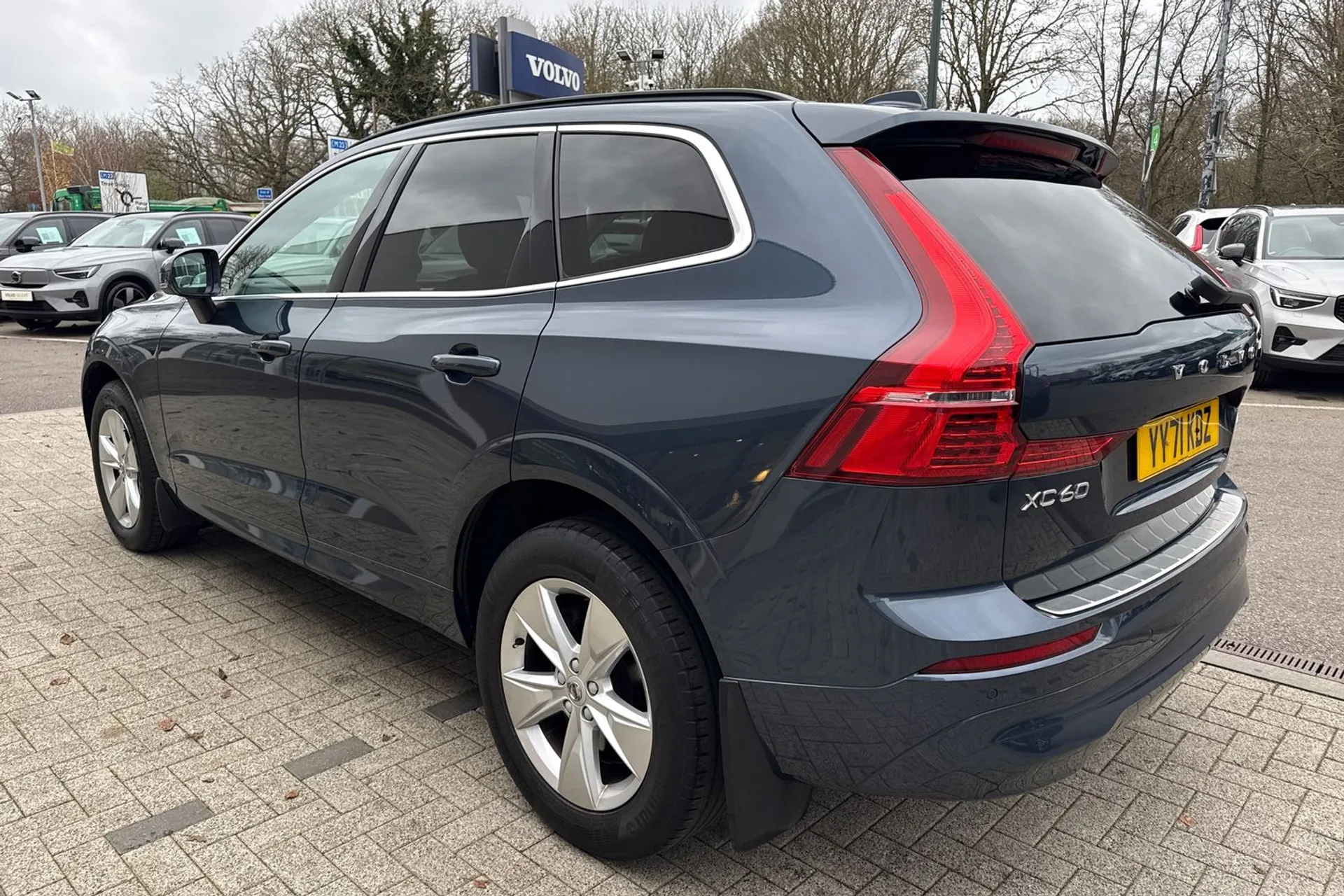 Volvo XC60 thumbnail image number 10