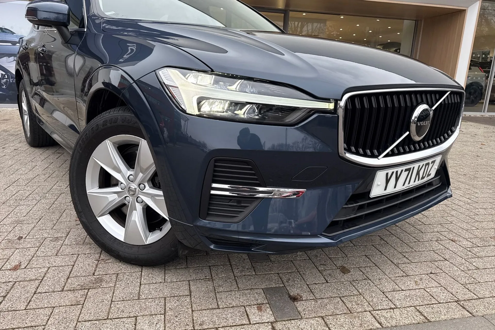 Volvo XC60 thumbnail image number 7