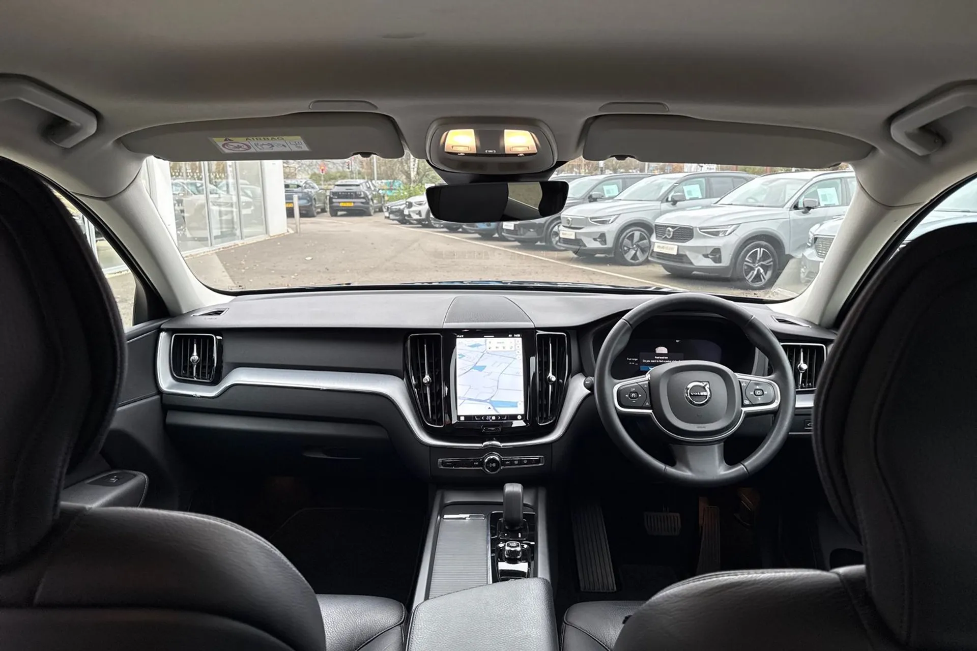 Volvo XC60 thumbnail image number 3