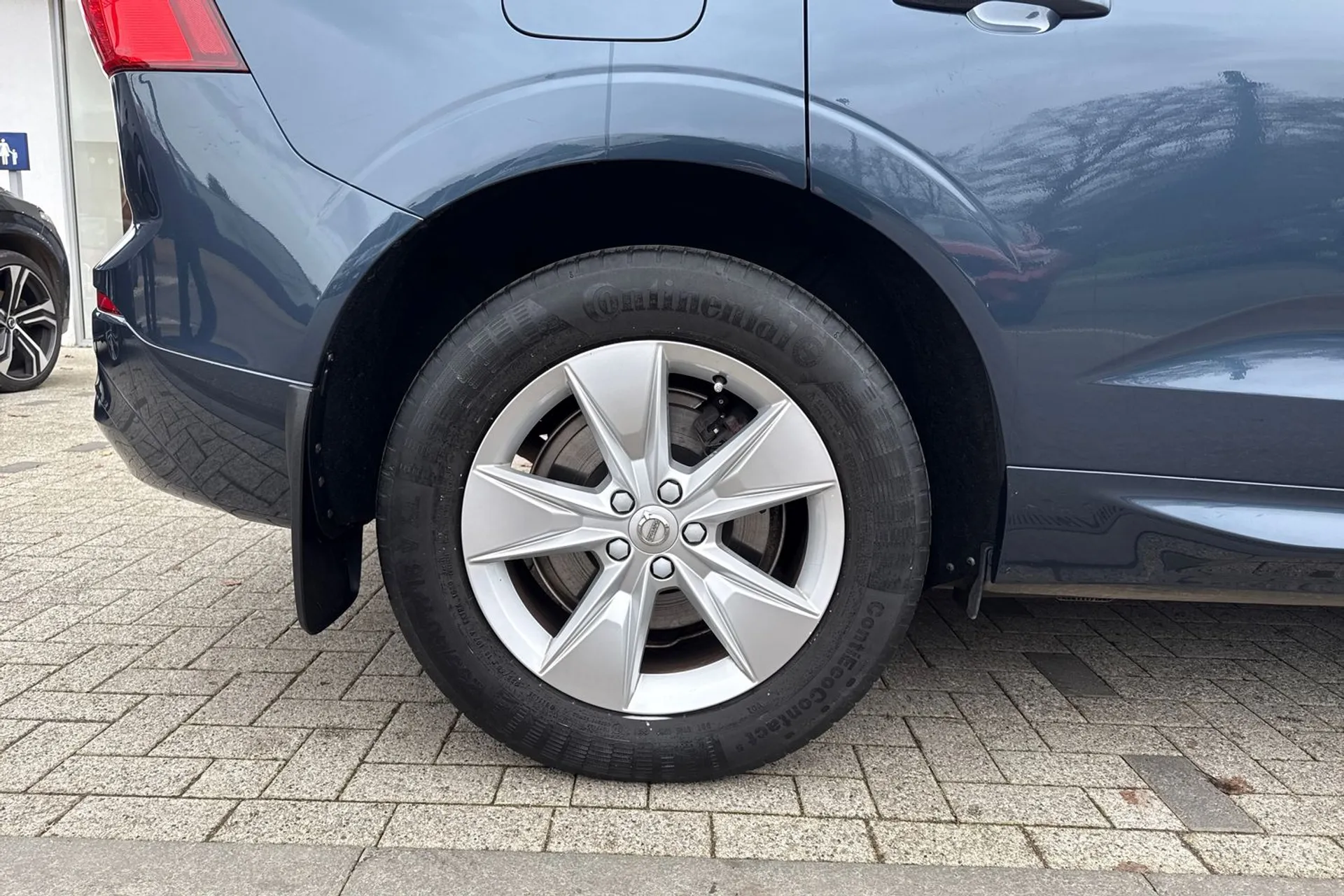 Volvo XC60 thumbnail image number 14