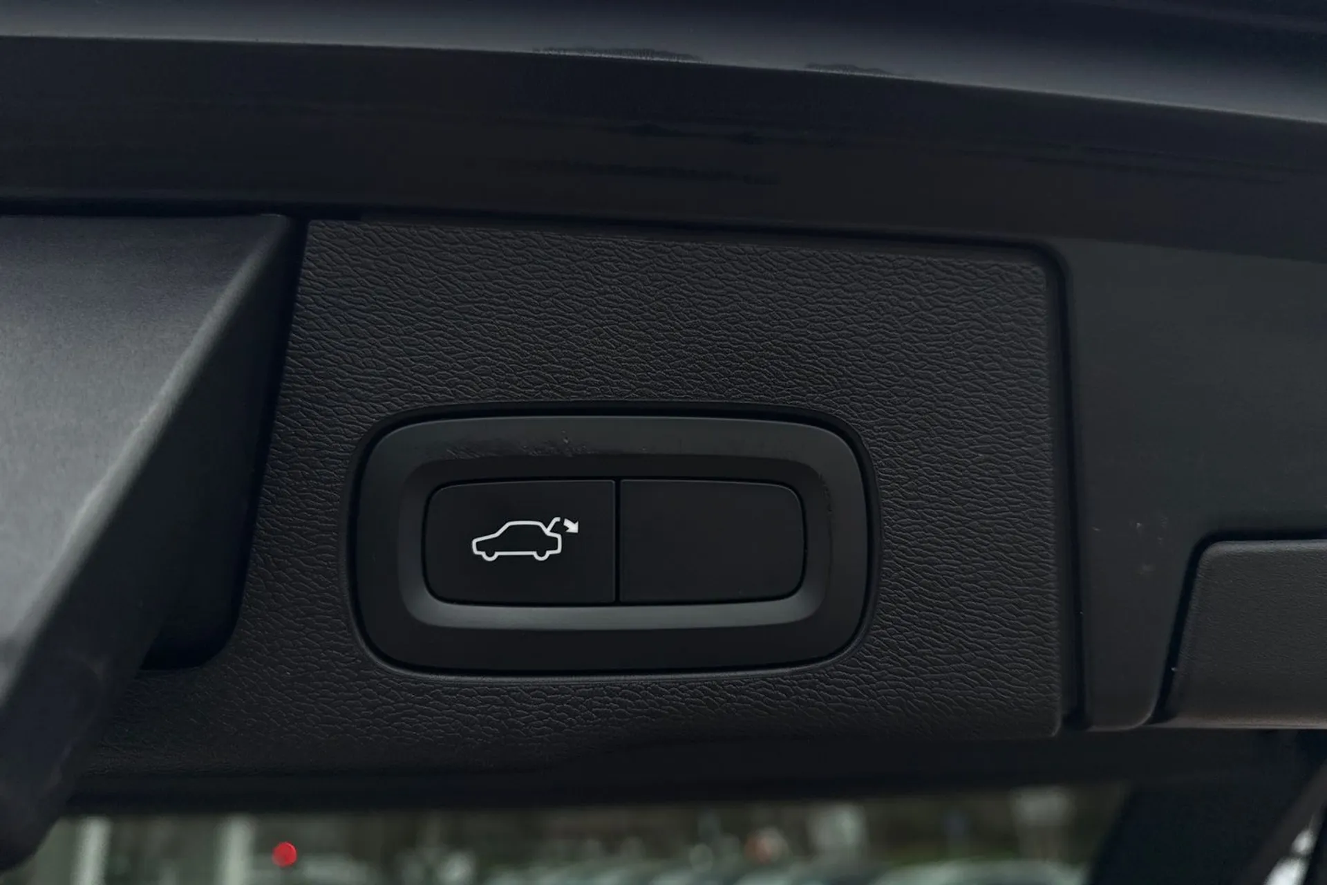 Volvo XC60 thumbnail image number 21