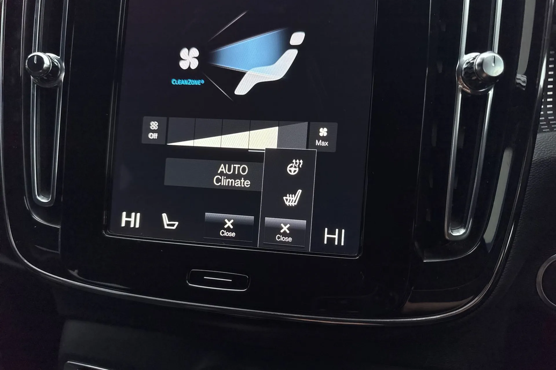 Volvo XC40 thumbnail image number 39