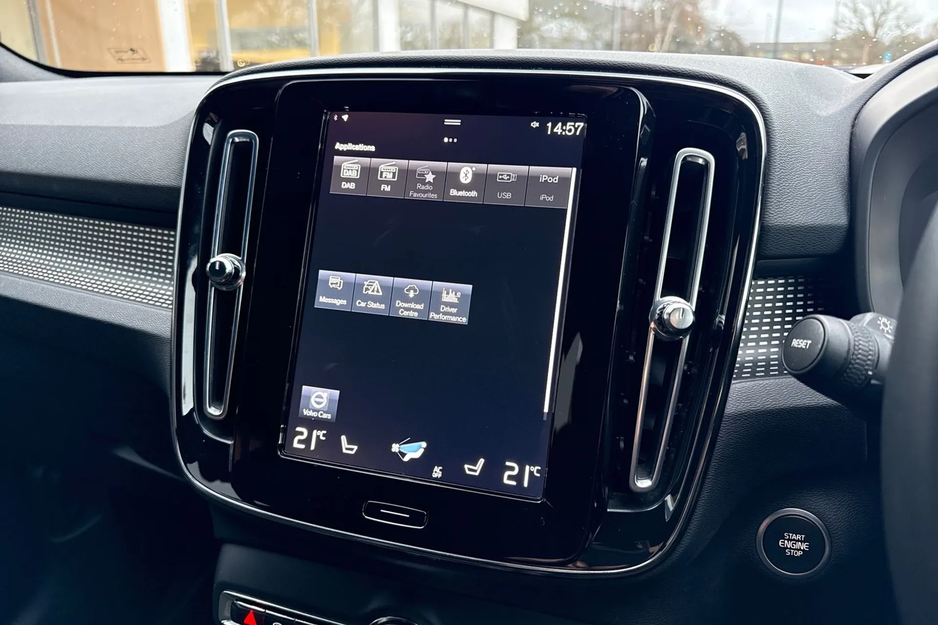 Volvo XC40 thumbnail image number 40