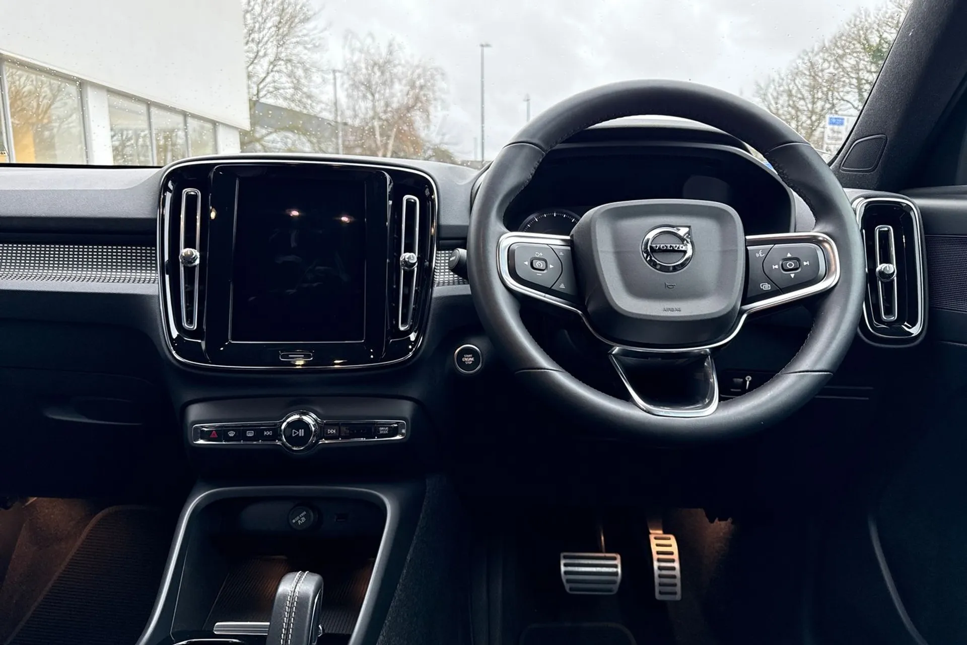 Volvo XC40 thumbnail image number 34