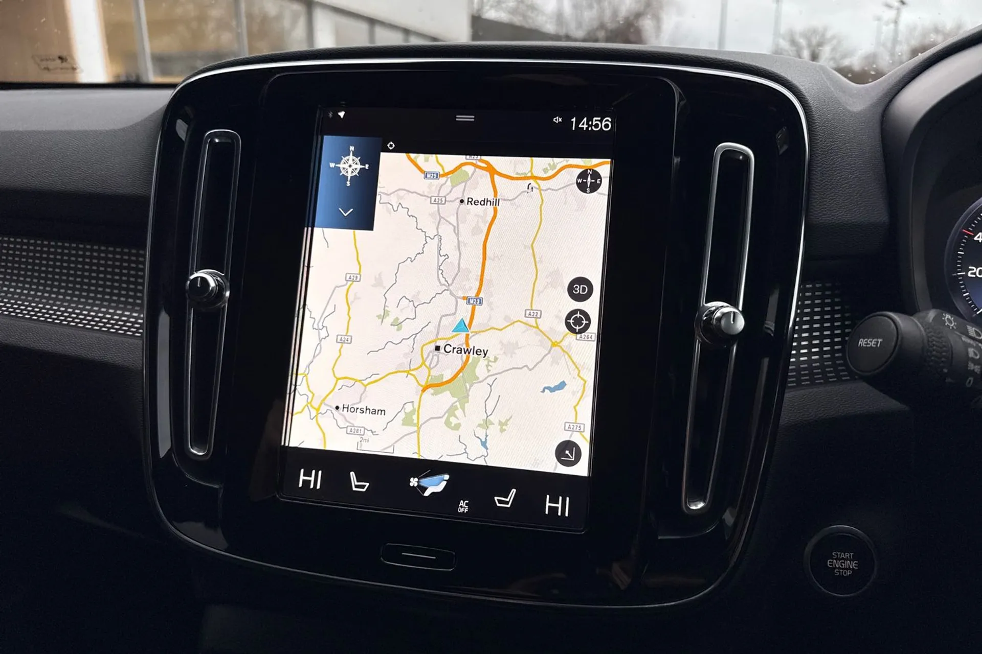 Volvo XC40 thumbnail image number 5