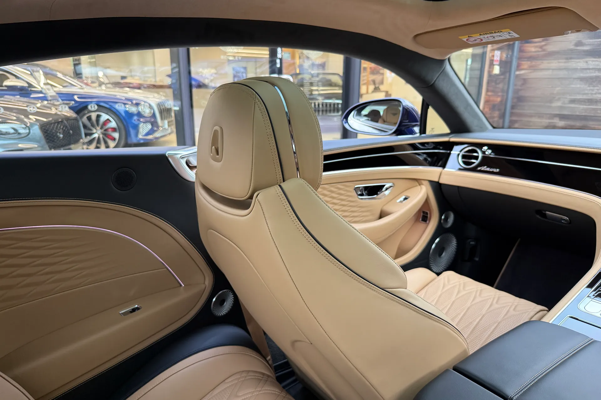 Bentley CONTINENTAL GT thumbnail image number 41