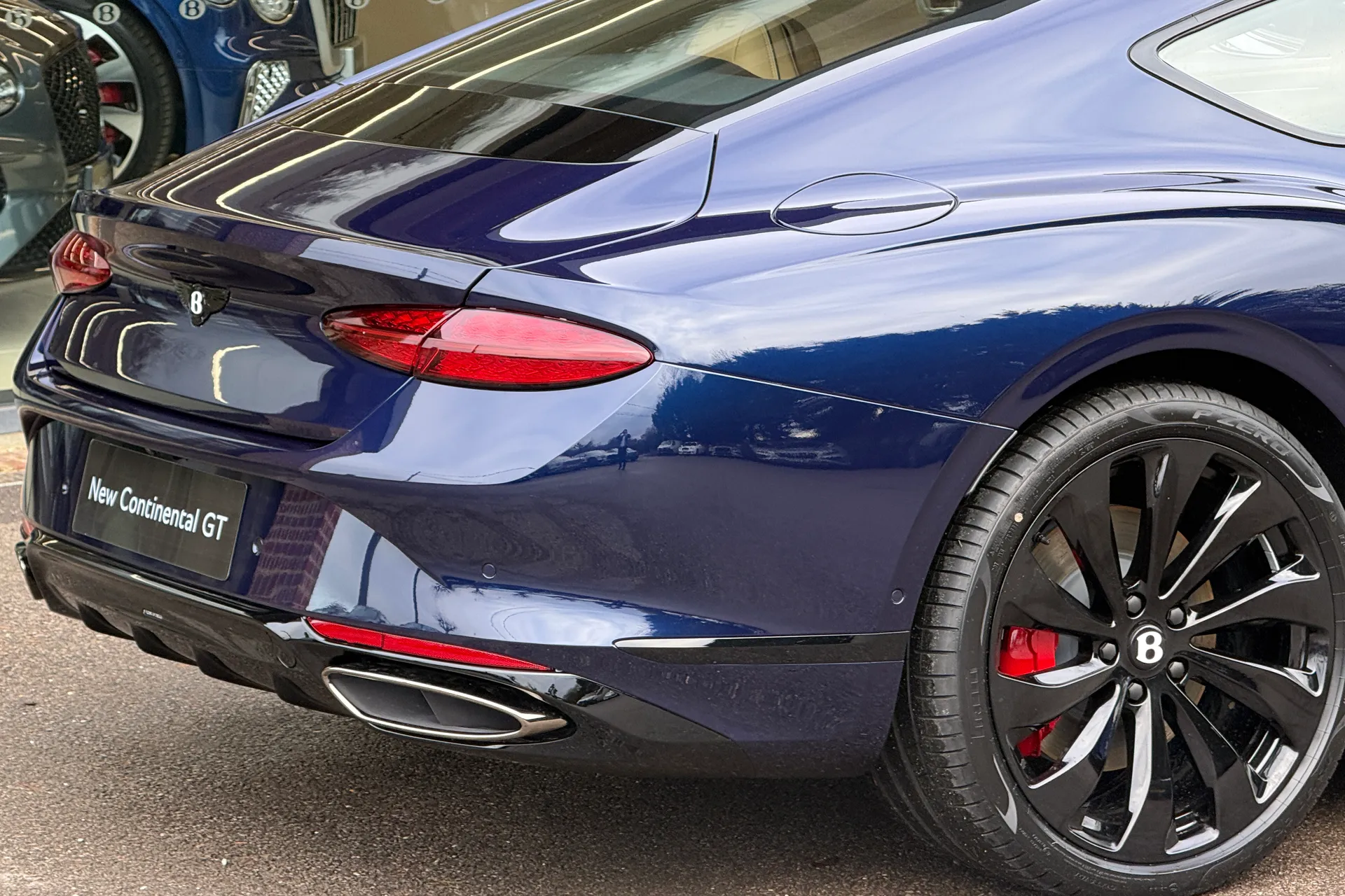 Bentley CONTINENTAL GT thumbnail image number 9