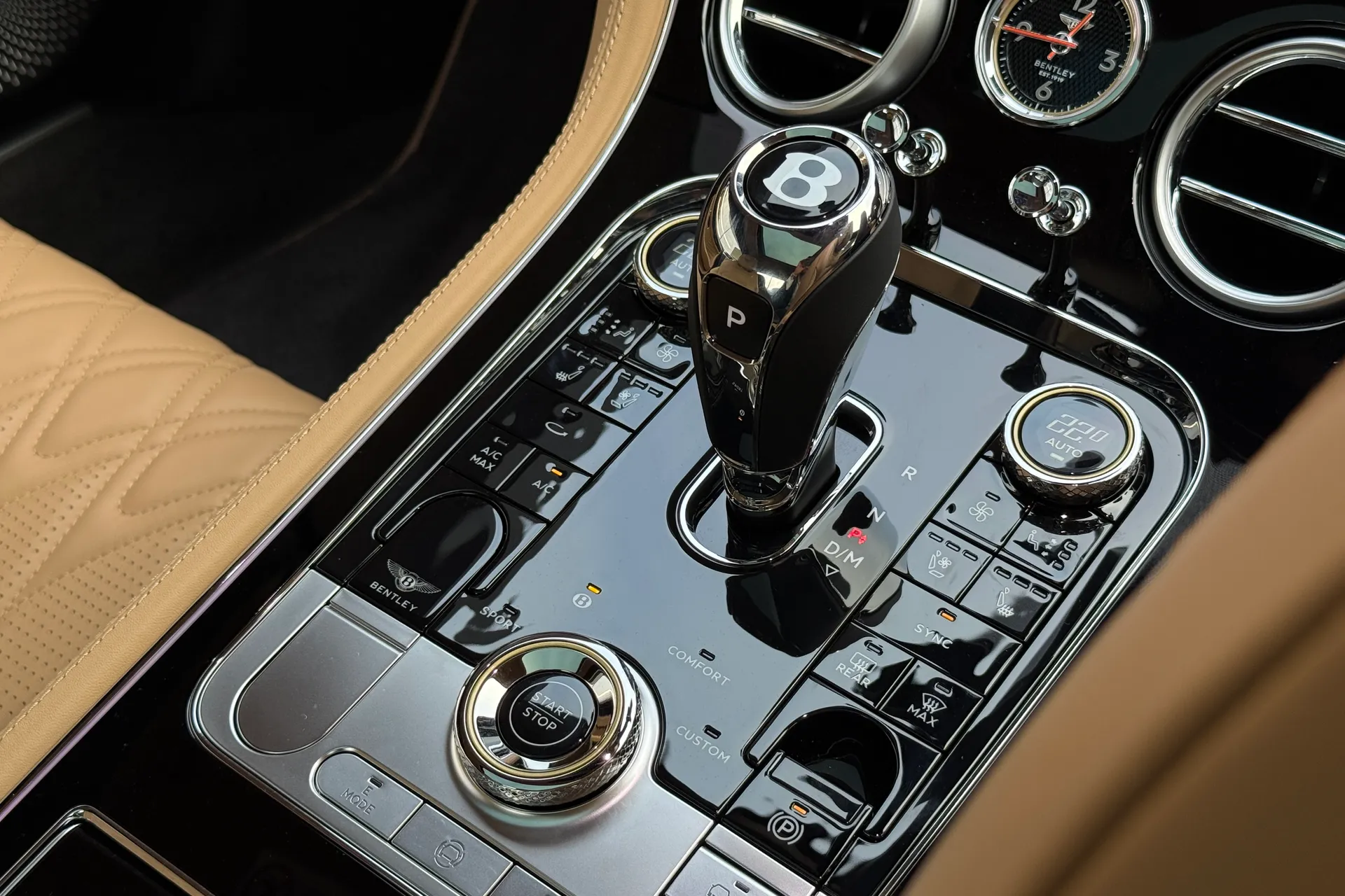 Bentley CONTINENTAL GT thumbnail image number 39