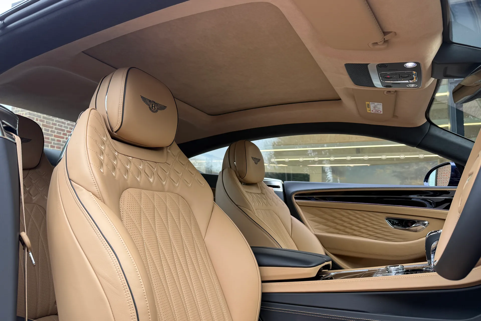 Bentley CONTINENTAL GT thumbnail image number 15