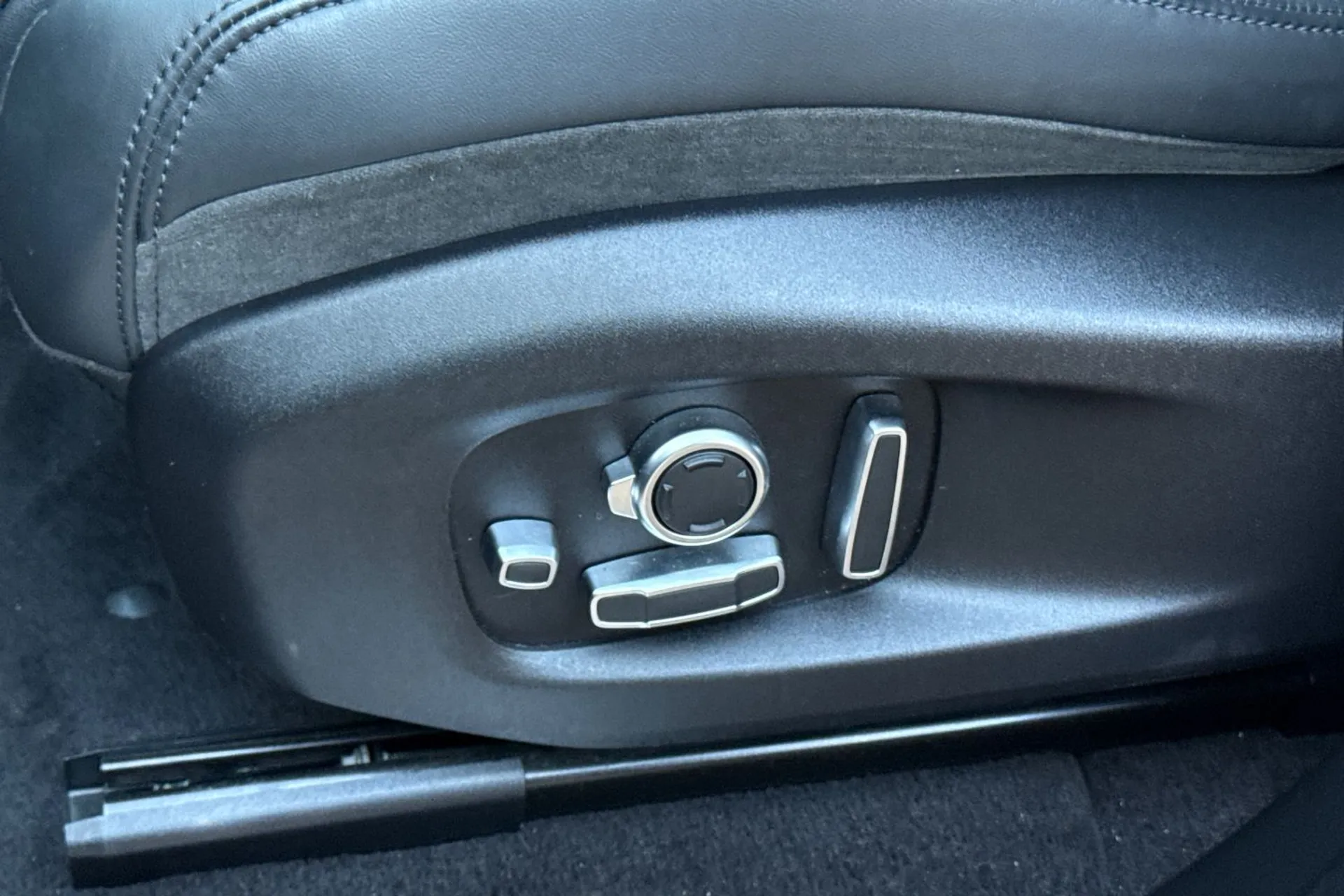 LAND ROVER RANGE ROVER SPORT thumbnail image number 51