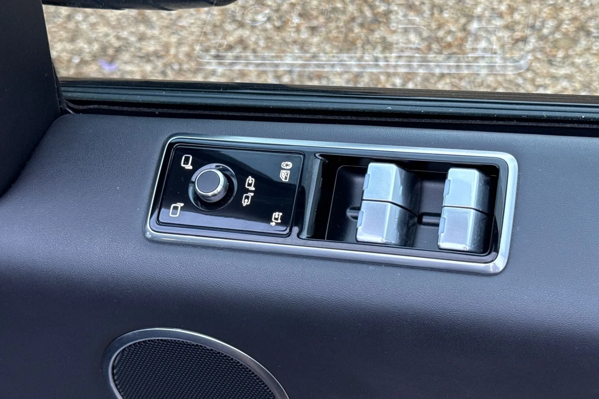 LAND ROVER RANGE ROVER SPORT thumbnail image number 44