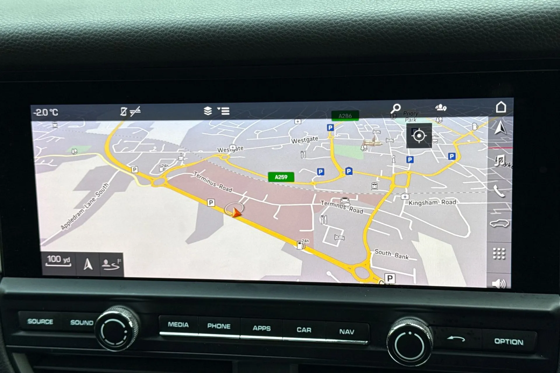 Porsche MACAN thumbnail image number 6