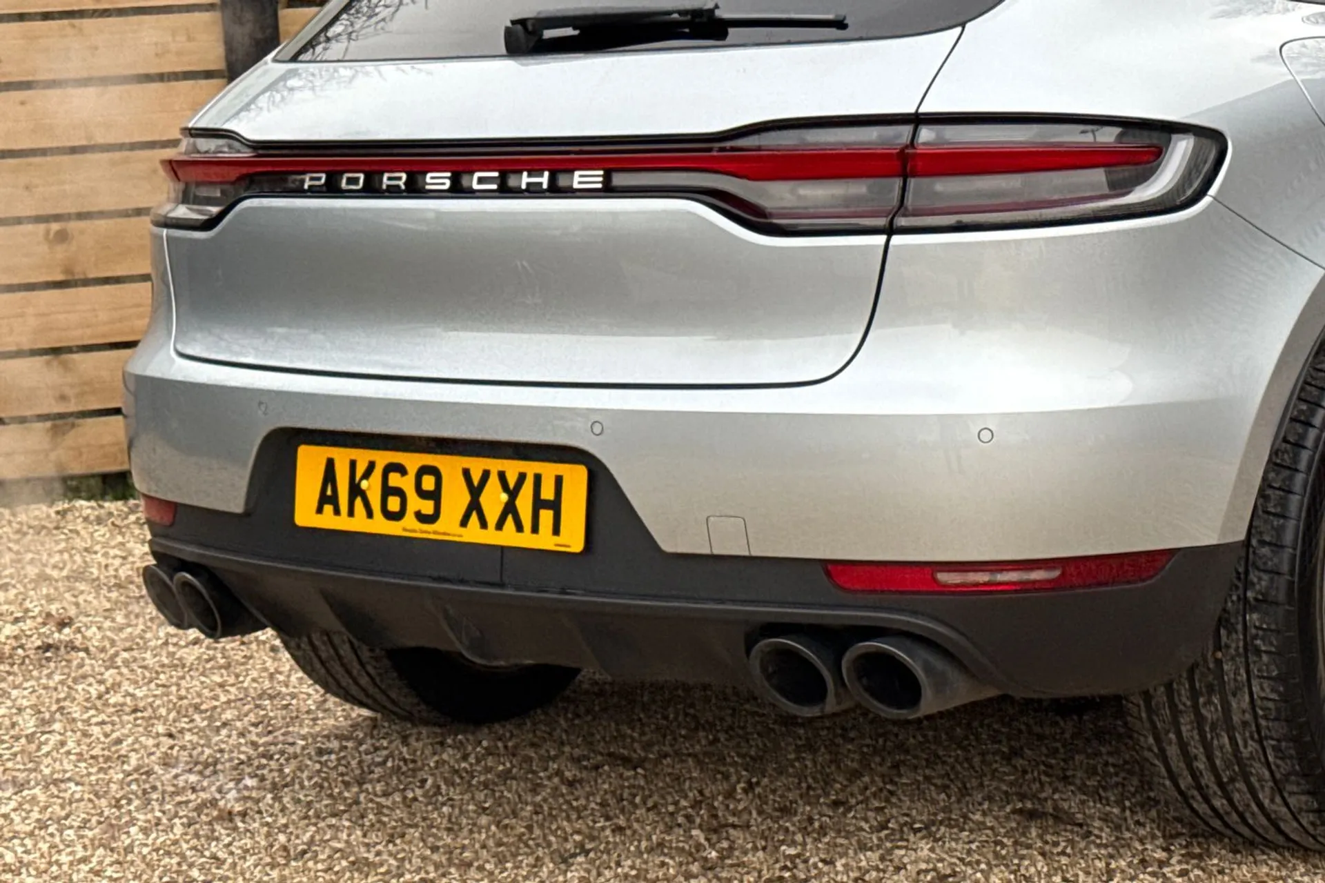 Porsche MACAN thumbnail image number 19