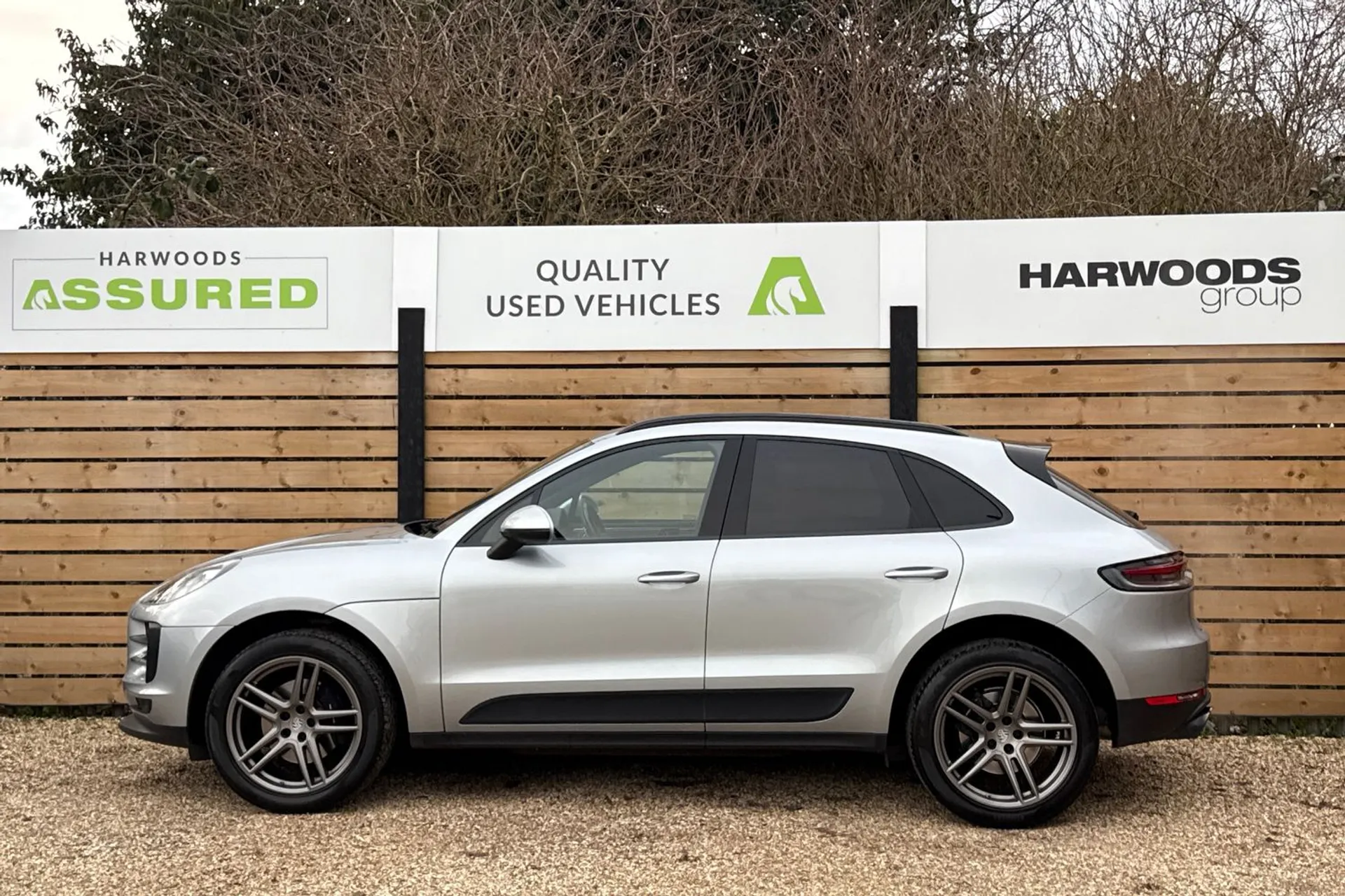 Porsche MACAN thumbnail image number 12