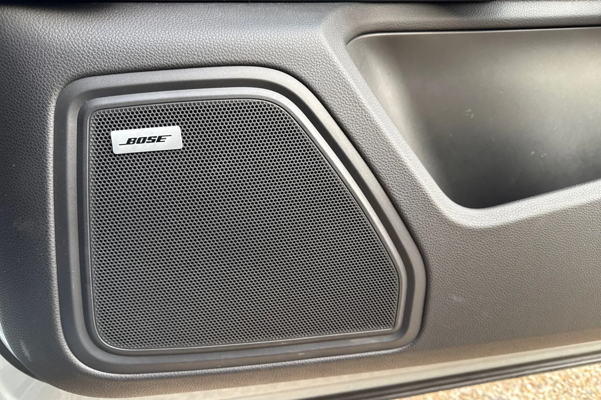 Porsche MACAN thumbnail image number 46