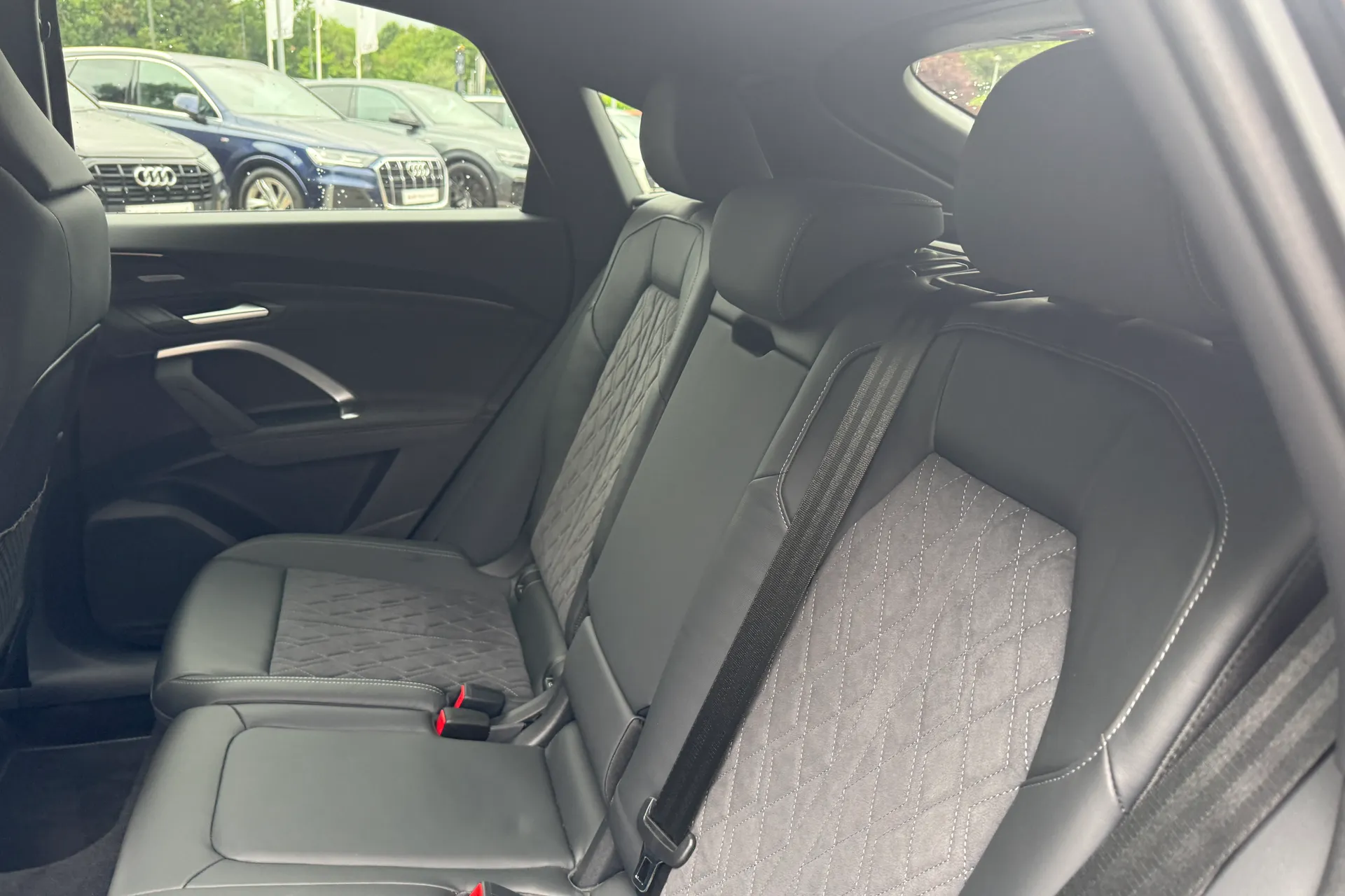 Audi Q5 thumbnail image number 52