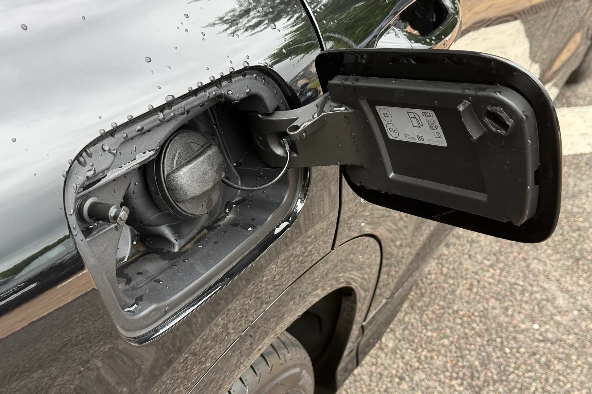 Audi Q5 thumbnail image number 35