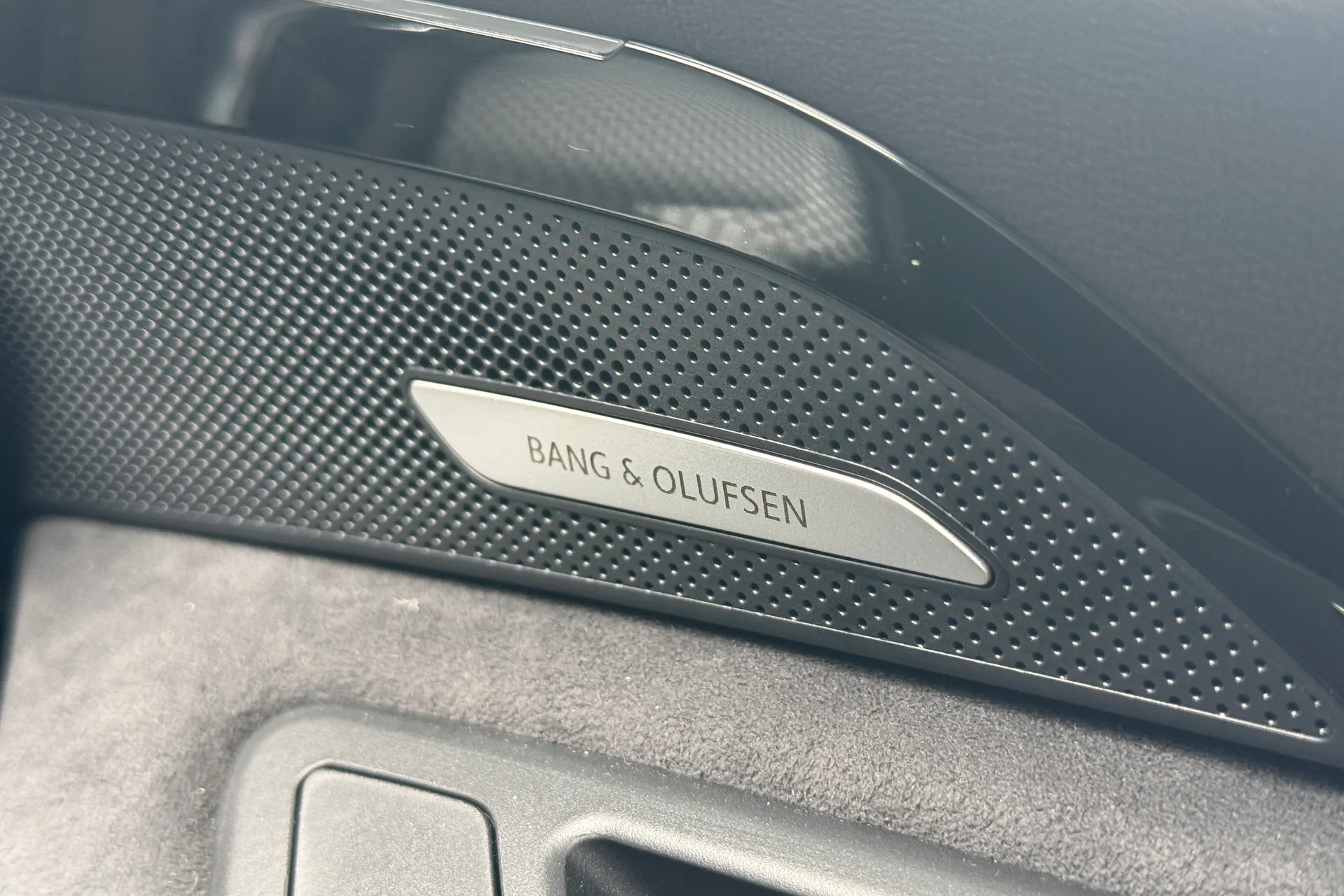 Audi Q5 thumbnail image number 25