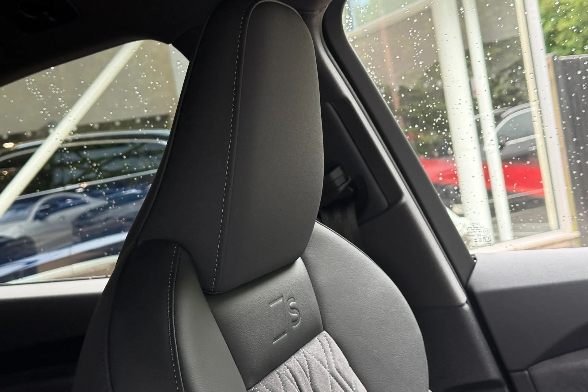 Audi Q5 thumbnail image number 28