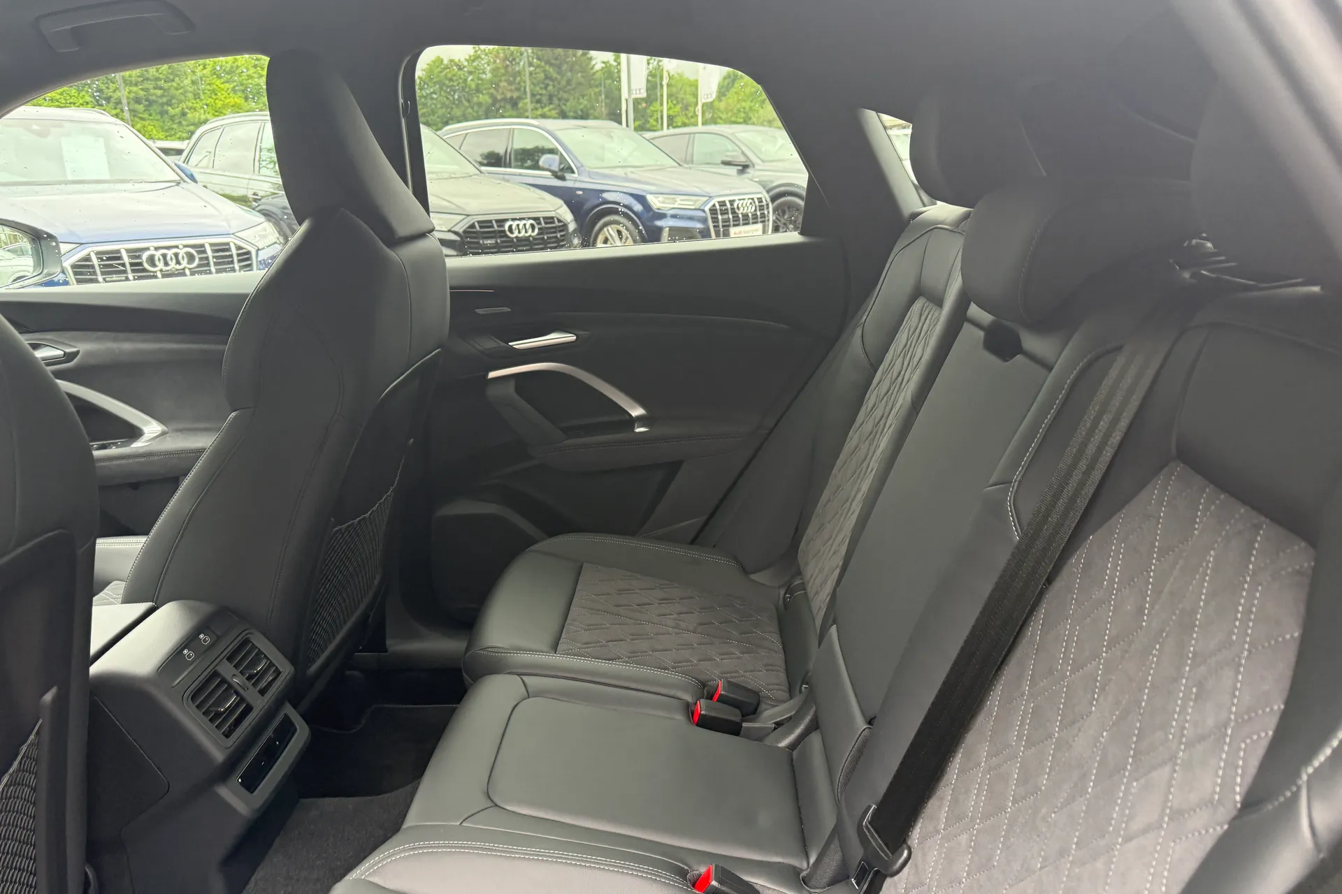 Audi Q5 thumbnail image number 53