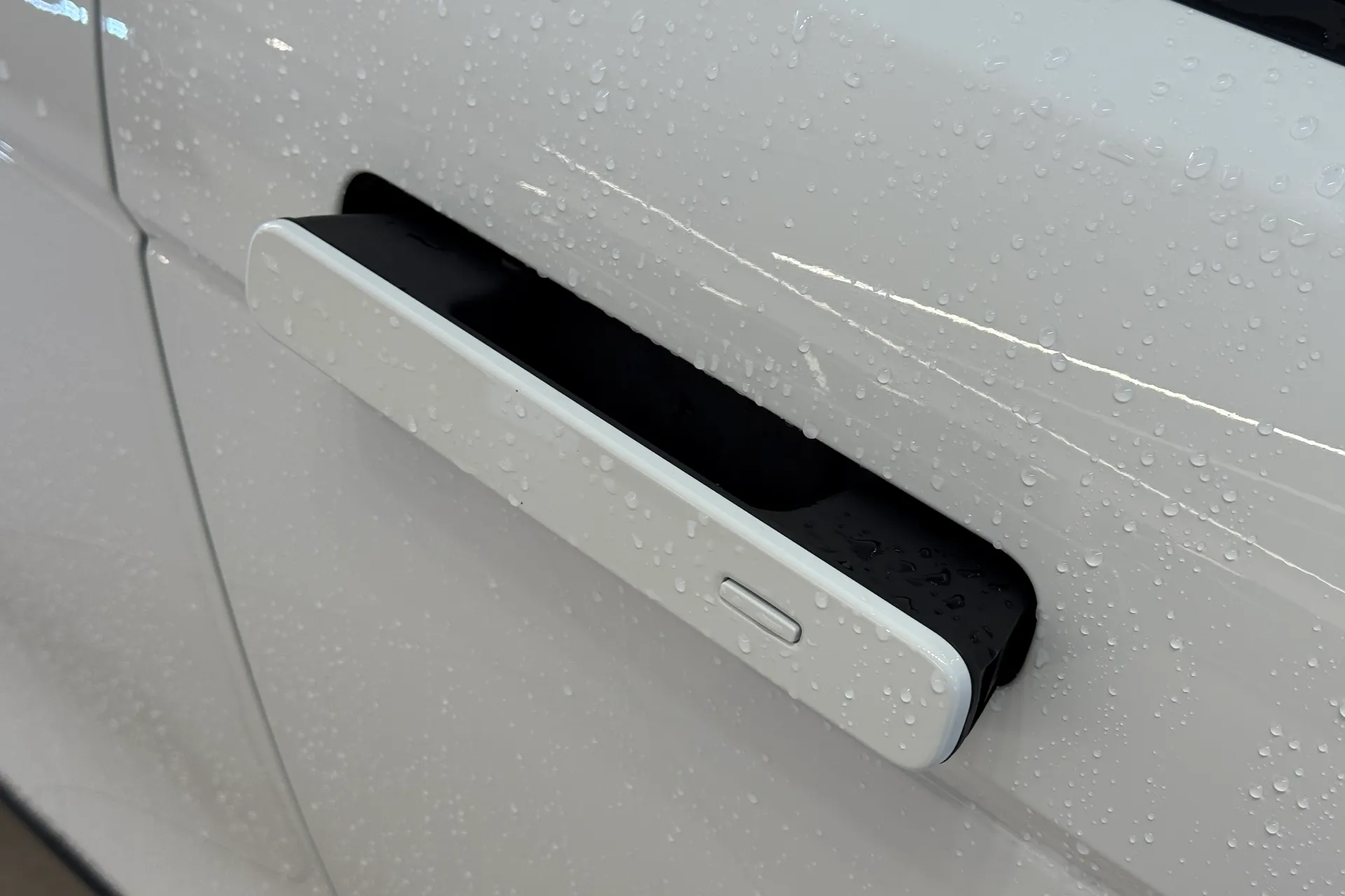 LAND ROVER RANGE ROVER EVOQUE thumbnail image number 32