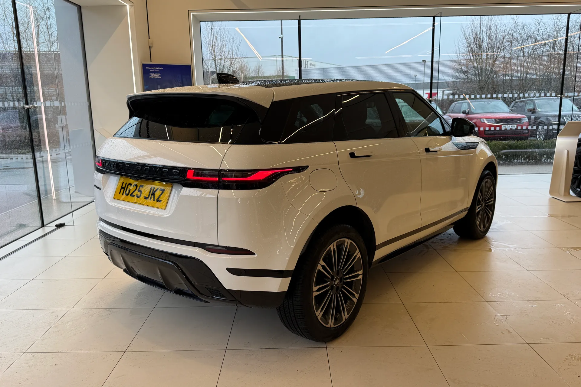 LAND ROVER RANGE ROVER EVOQUE thumbnail image number 56