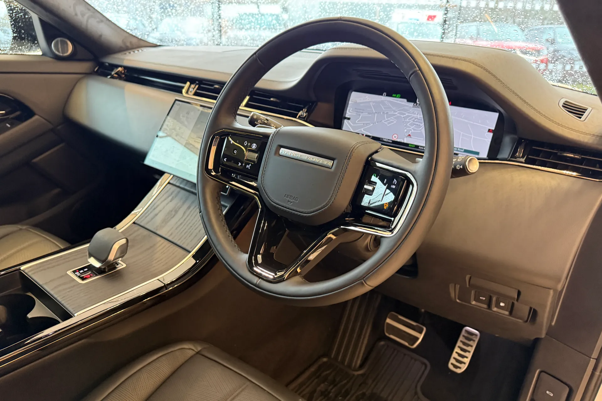 LAND ROVER RANGE ROVER EVOQUE thumbnail image number 31