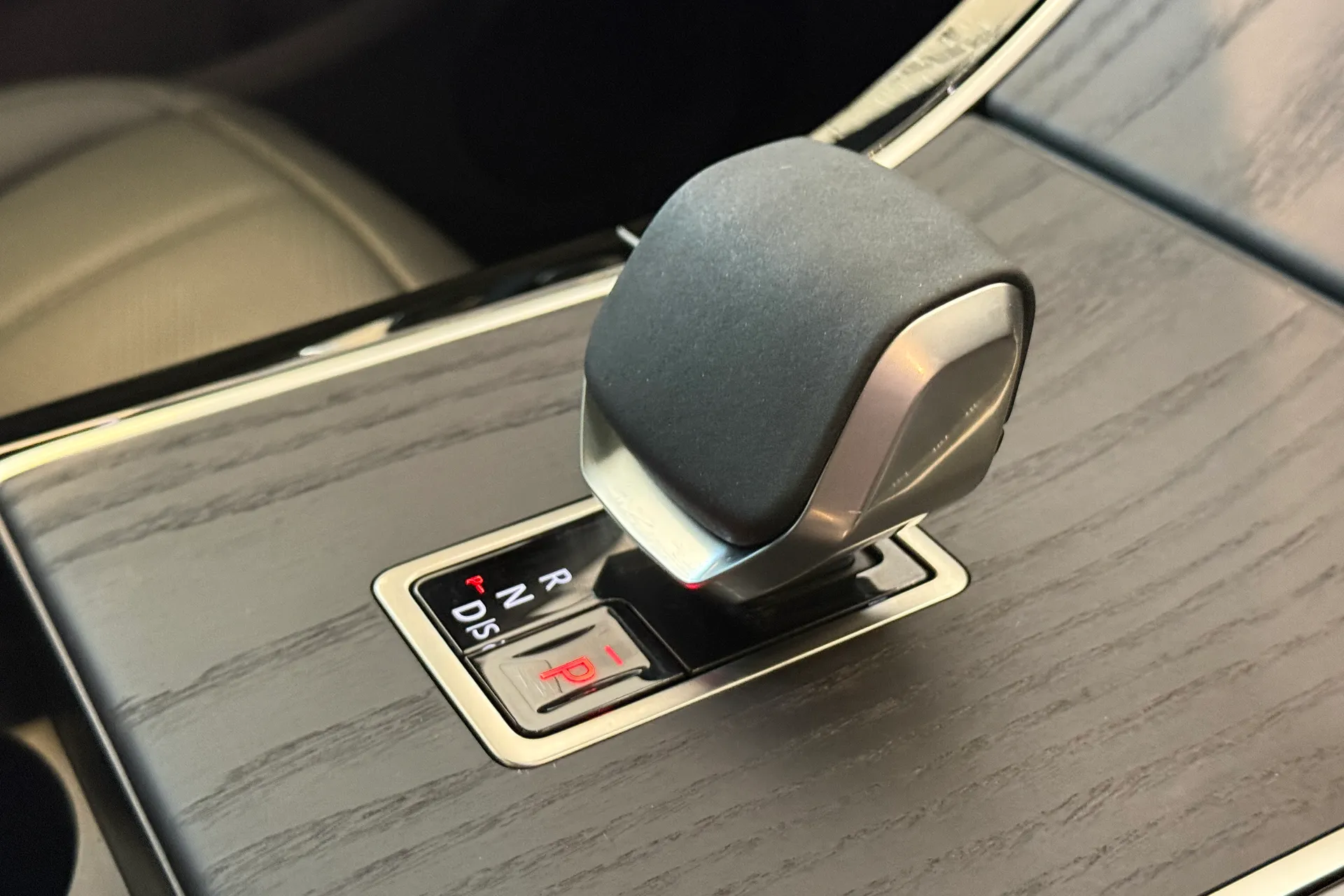 LAND ROVER RANGE ROVER EVOQUE thumbnail image number 20