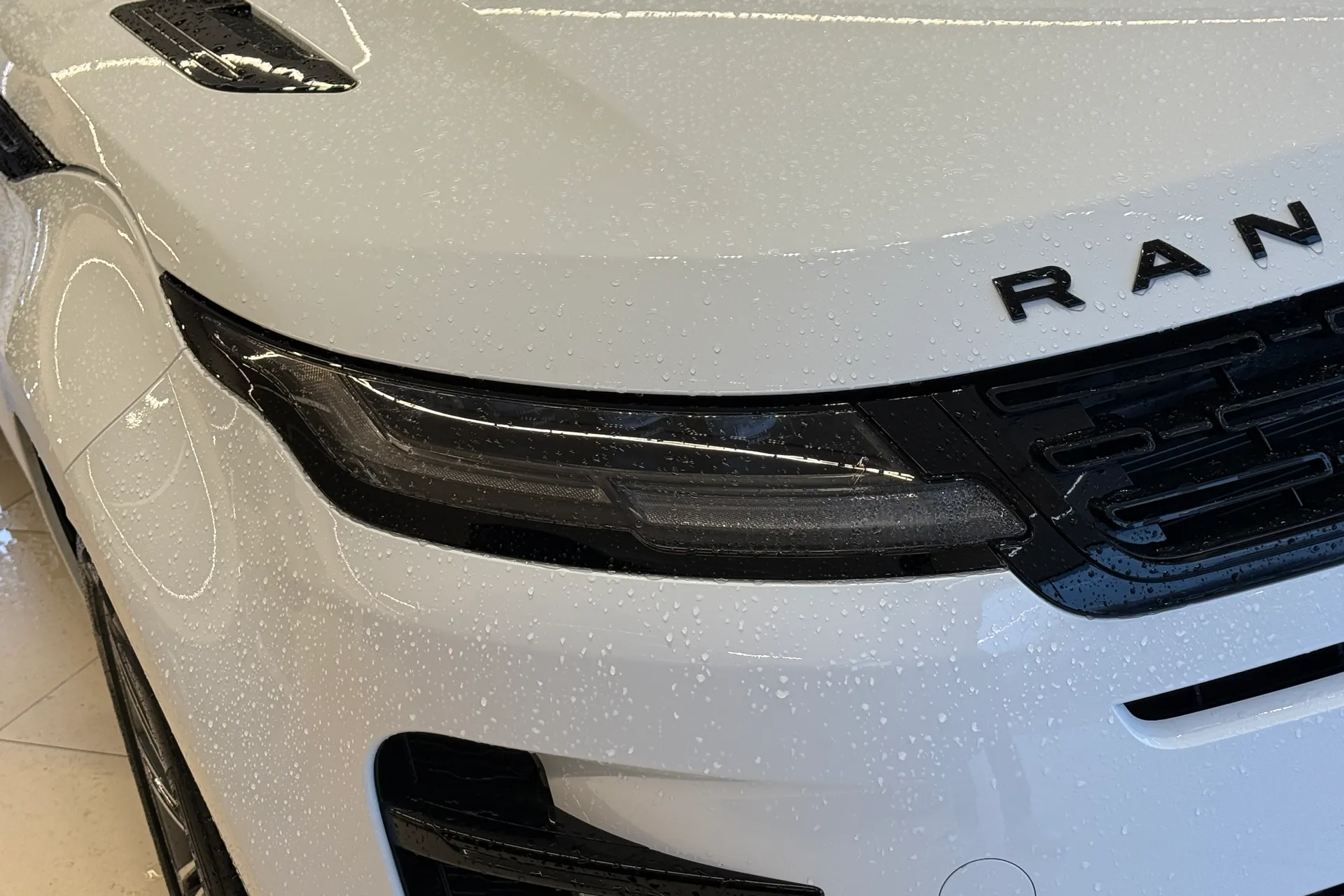 LAND ROVER RANGE ROVER EVOQUE thumbnail image number 53