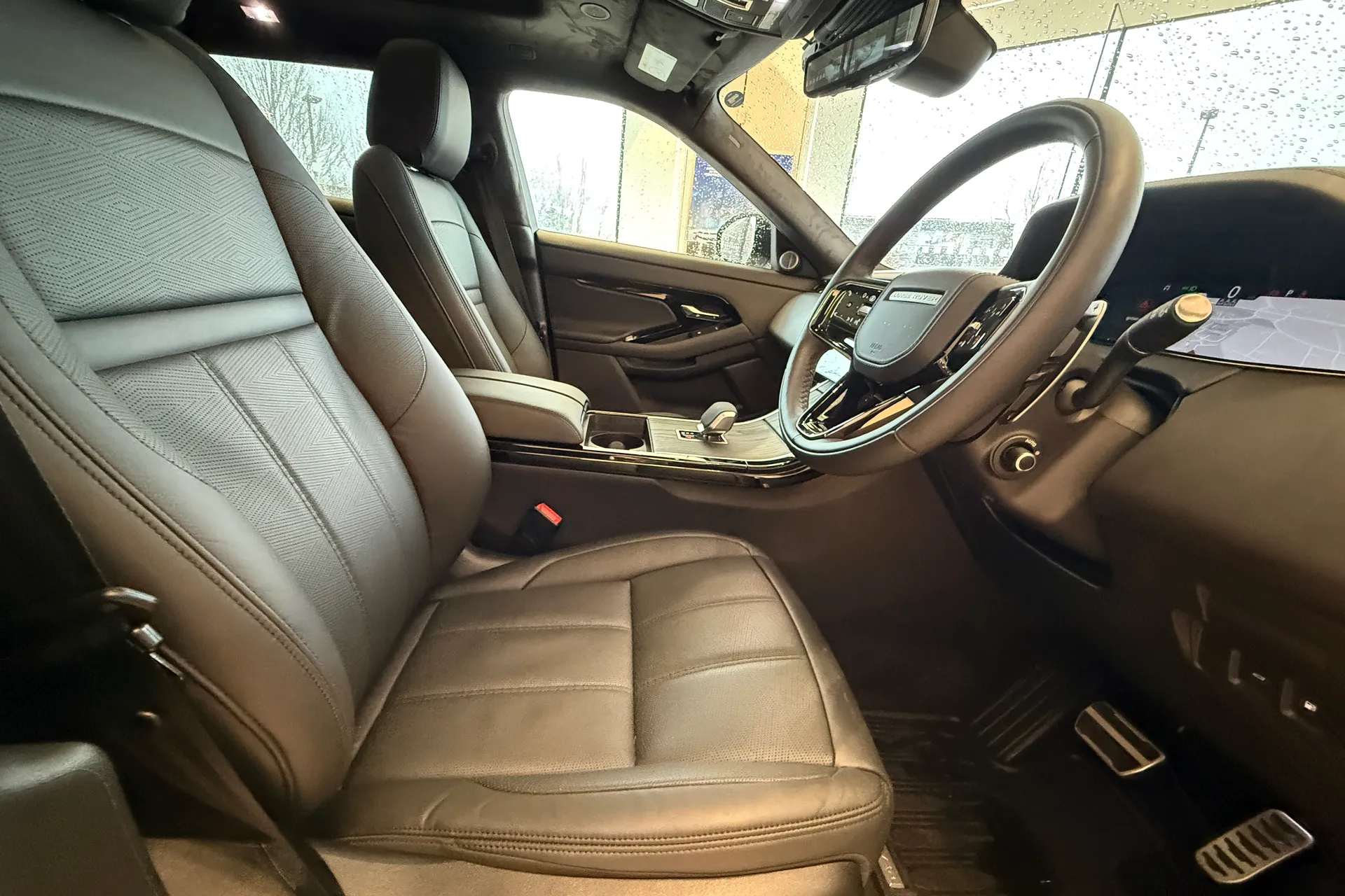 LAND ROVER RANGE ROVER EVOQUE thumbnail image number 9