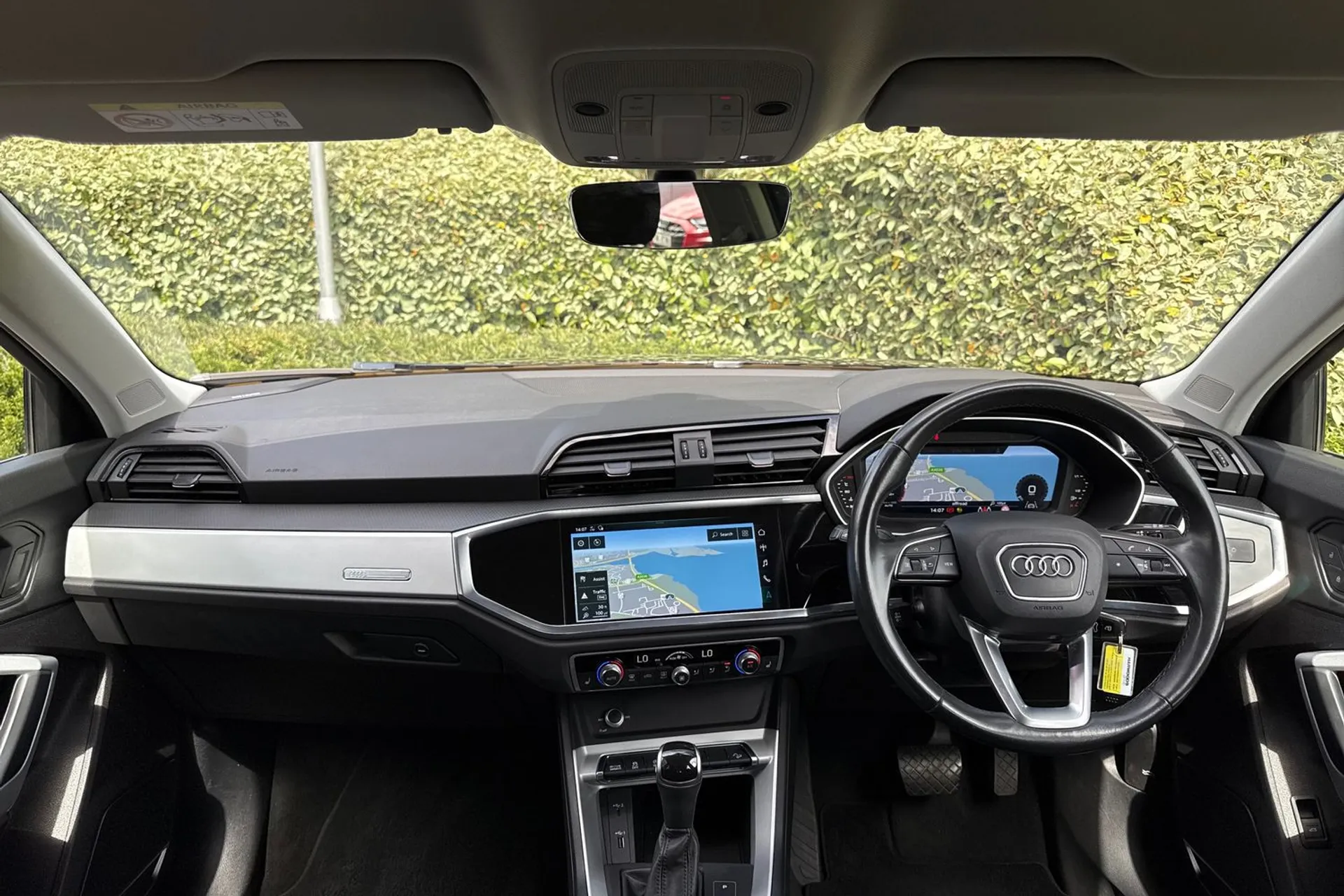 Audi Q3 thumbnail image number 5