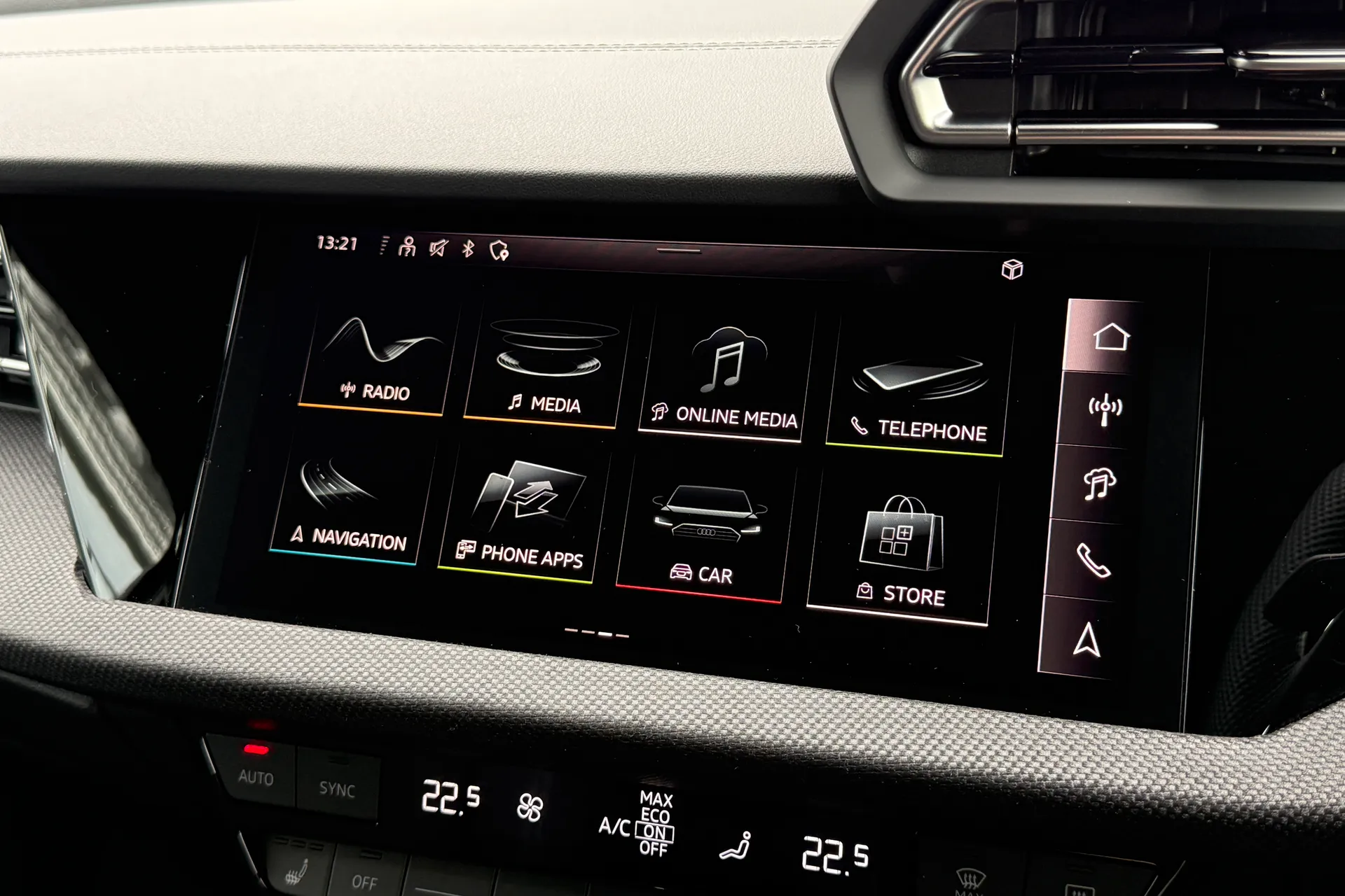 Audi A3 thumbnail image number 26