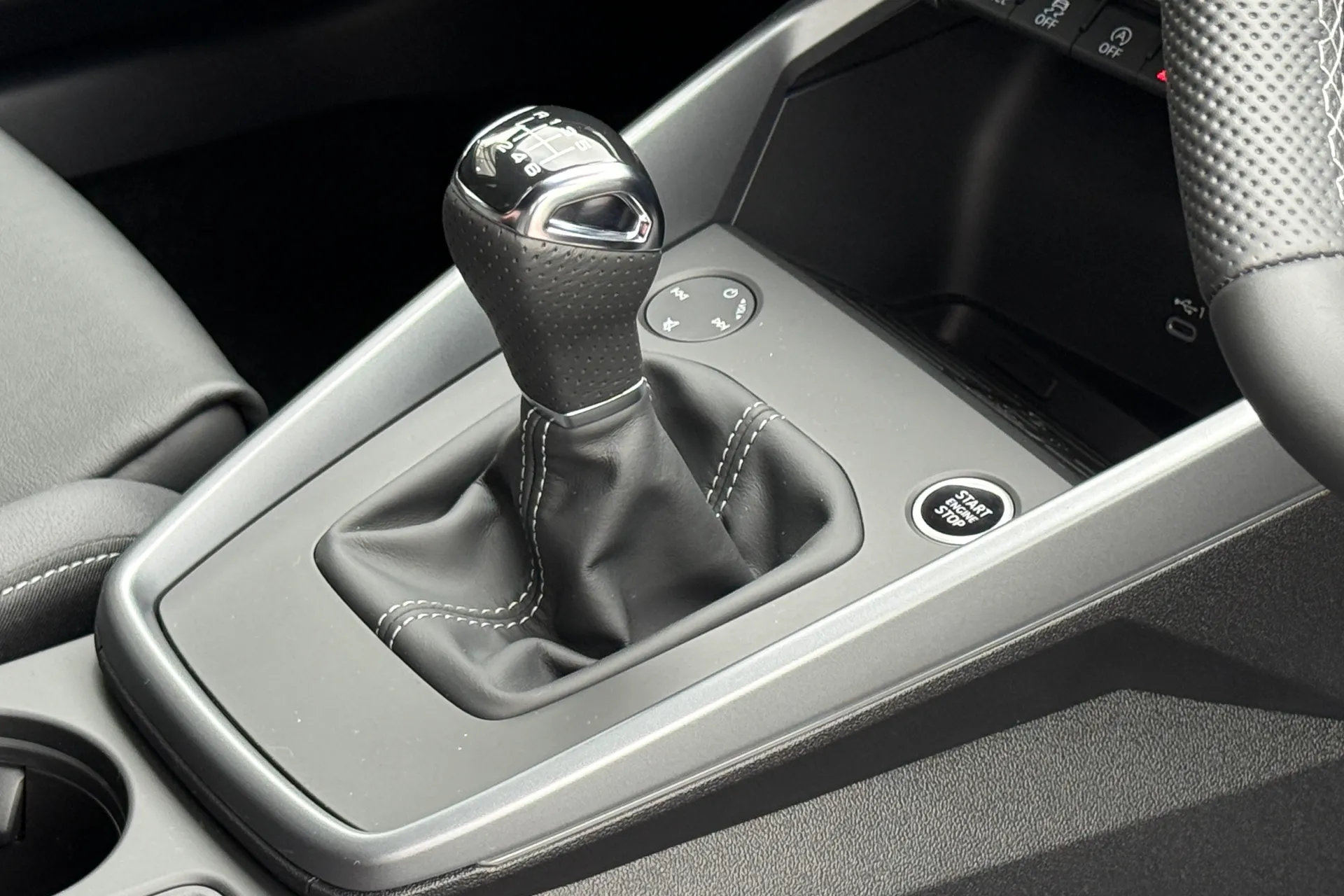 Audi A3 thumbnail image number 19