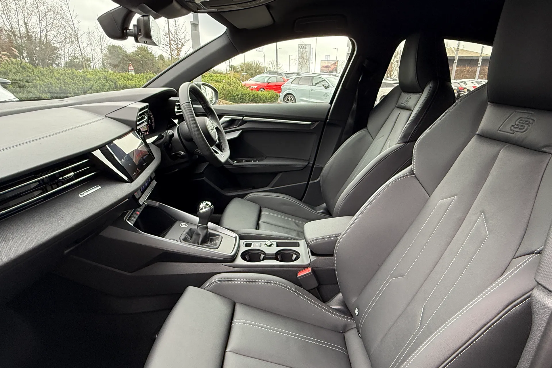 Audi A3 thumbnail image number 37