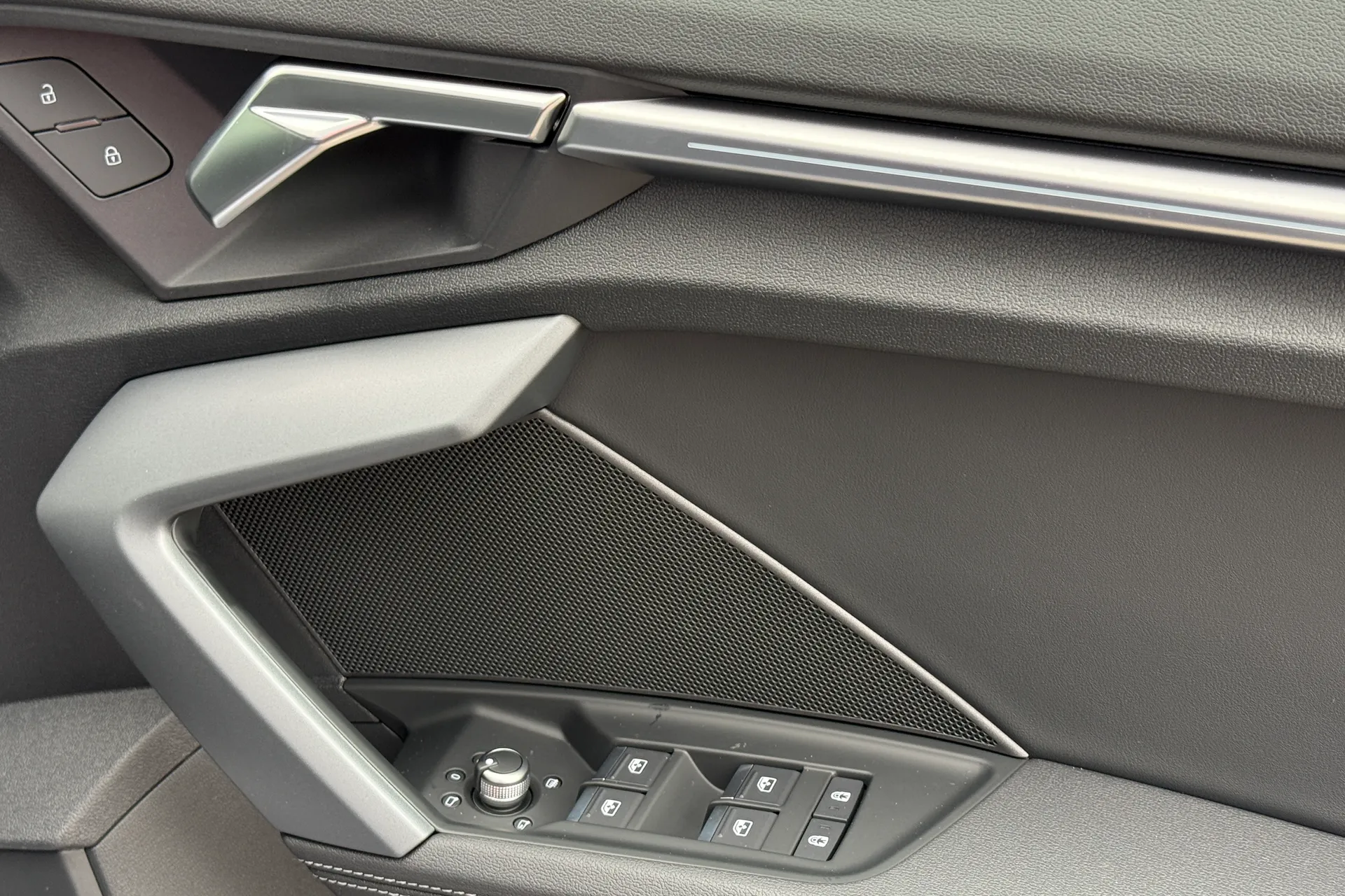 Audi A3 thumbnail image number 22