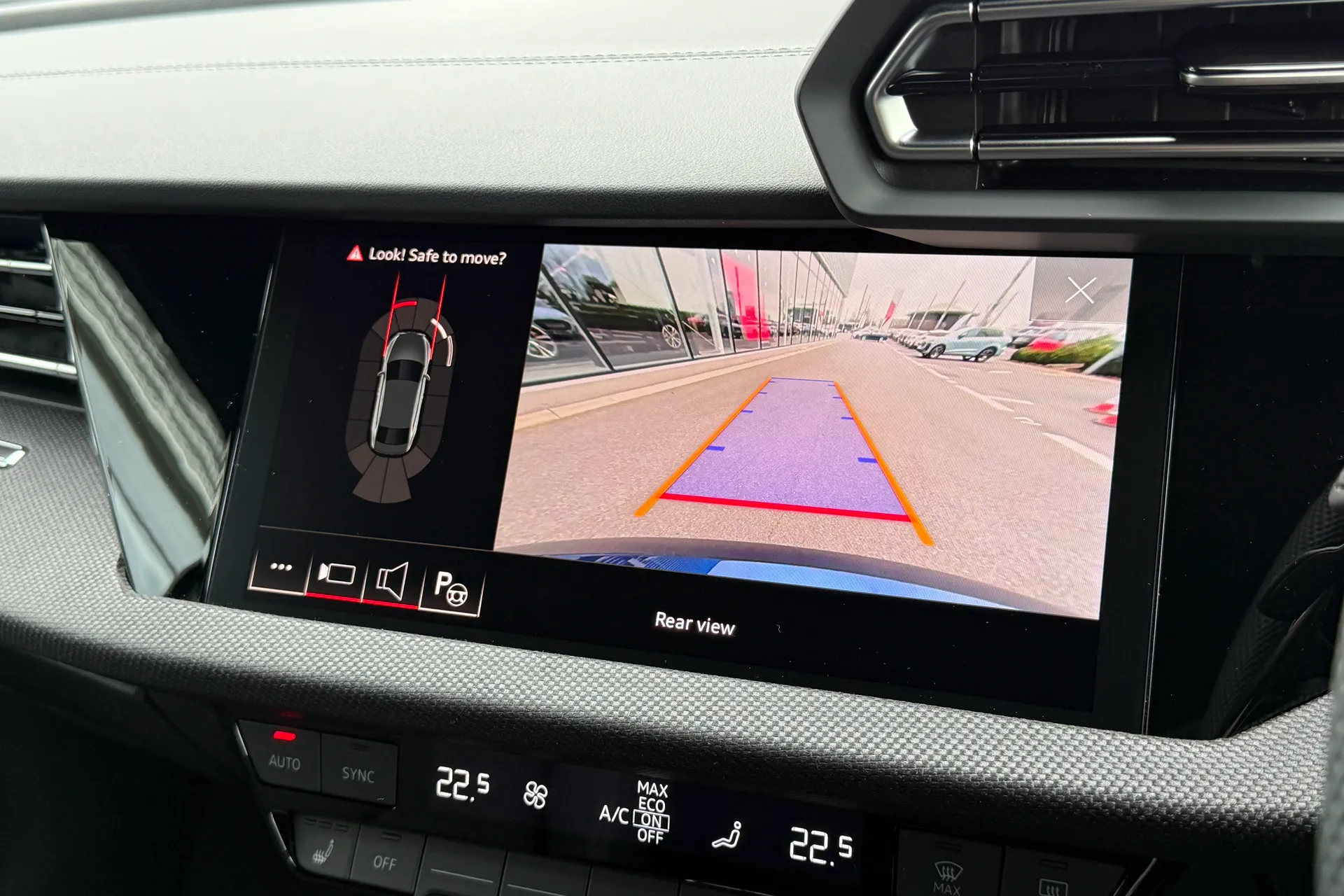 Audi A3 thumbnail image number 4