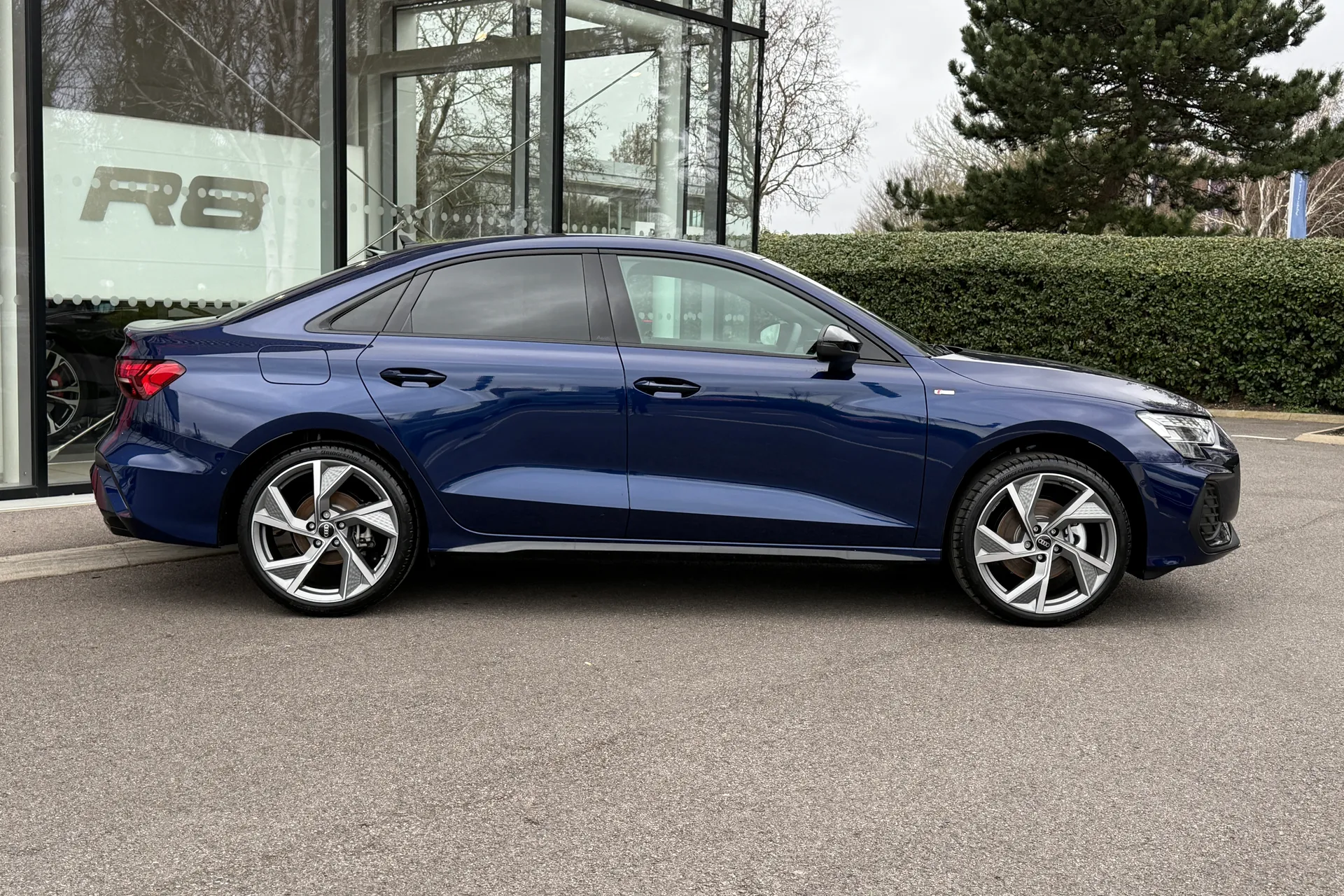 Audi A3 thumbnail image number 2