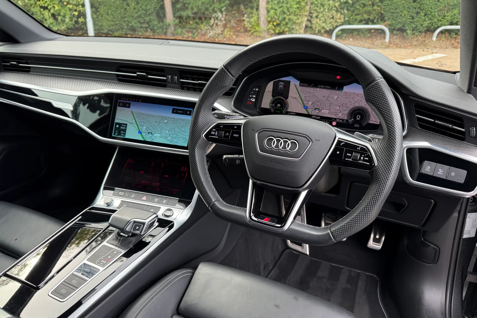 Audi A6 thumbnail image number 23