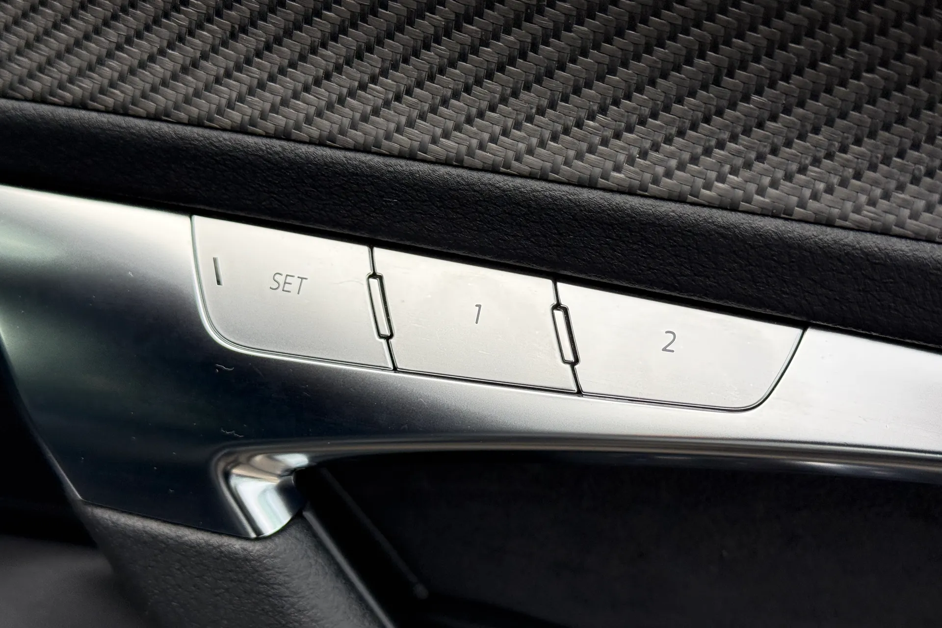 Audi A6 thumbnail image number 7