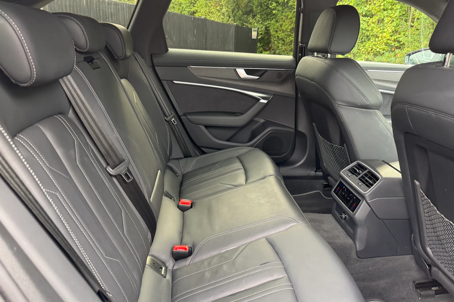 Audi A6 thumbnail image number 41
