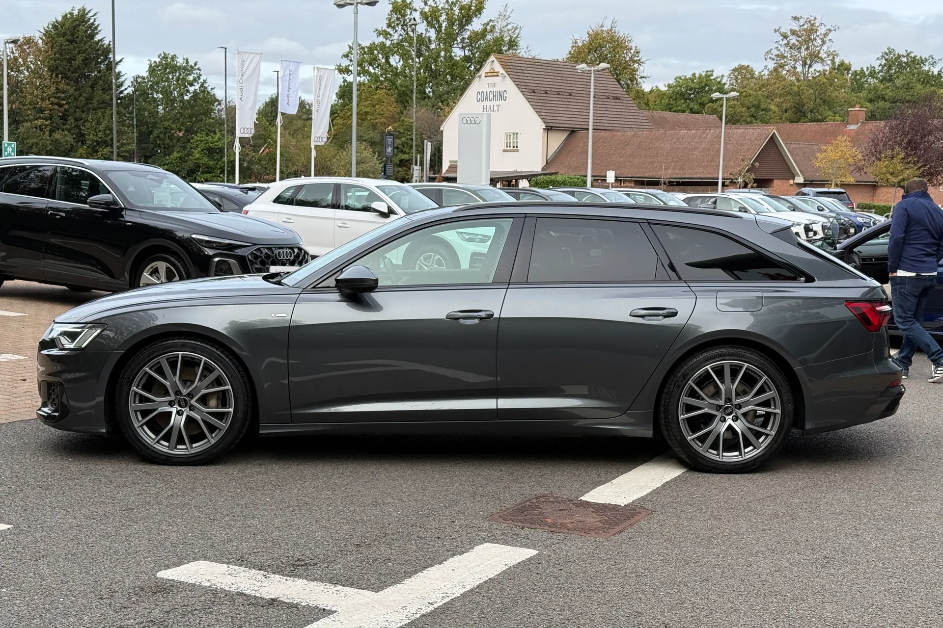 Audi A6 thumbnail image number 35