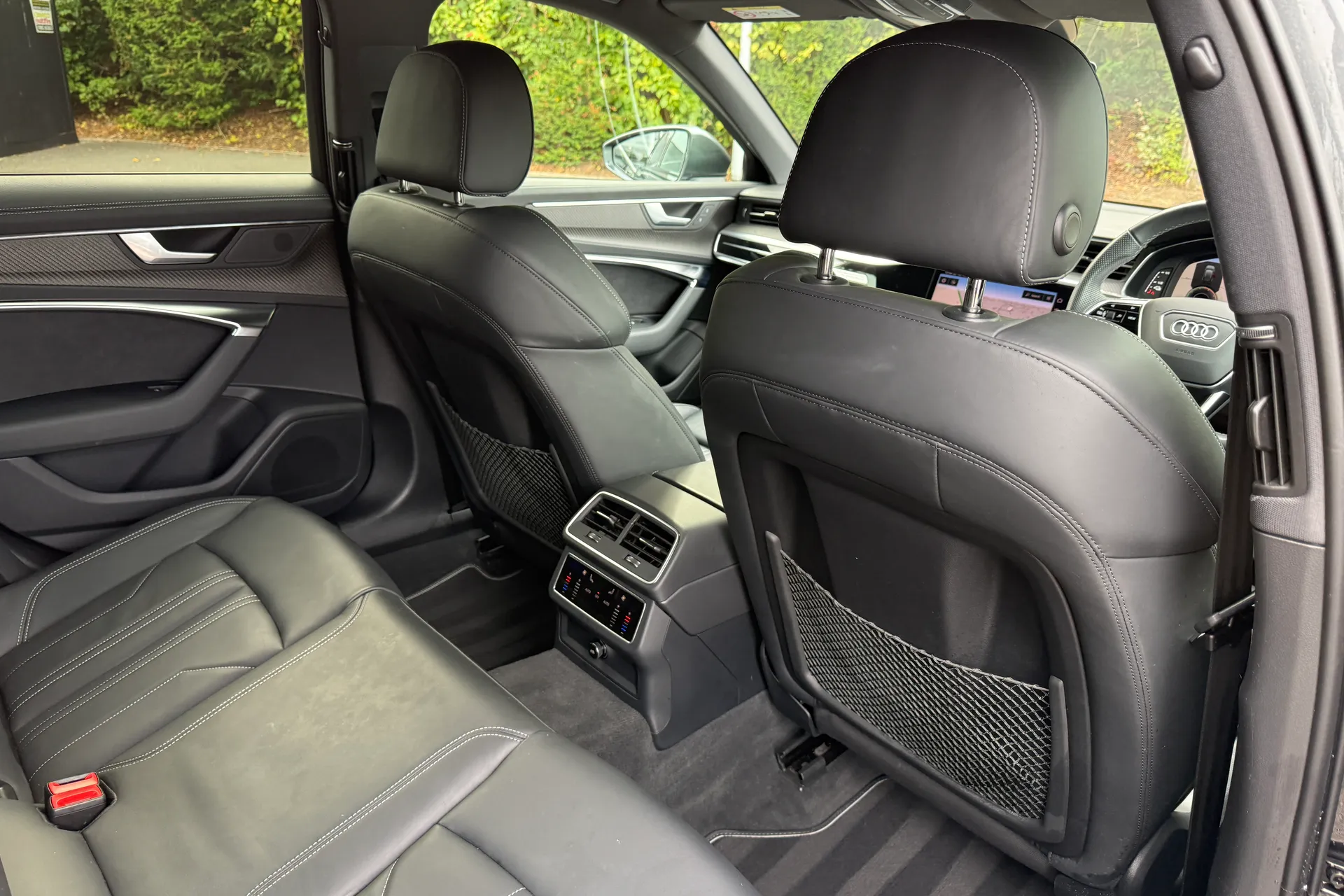 Audi A6 thumbnail image number 39