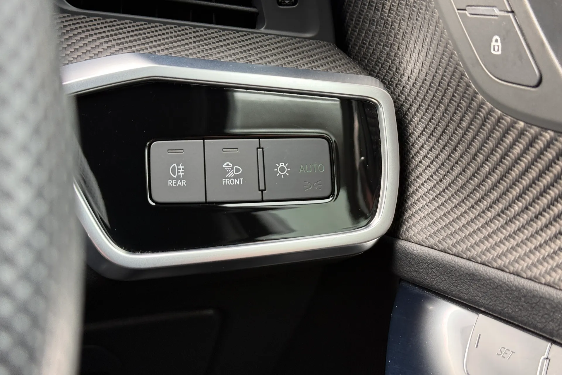 Audi A6 thumbnail image number 17